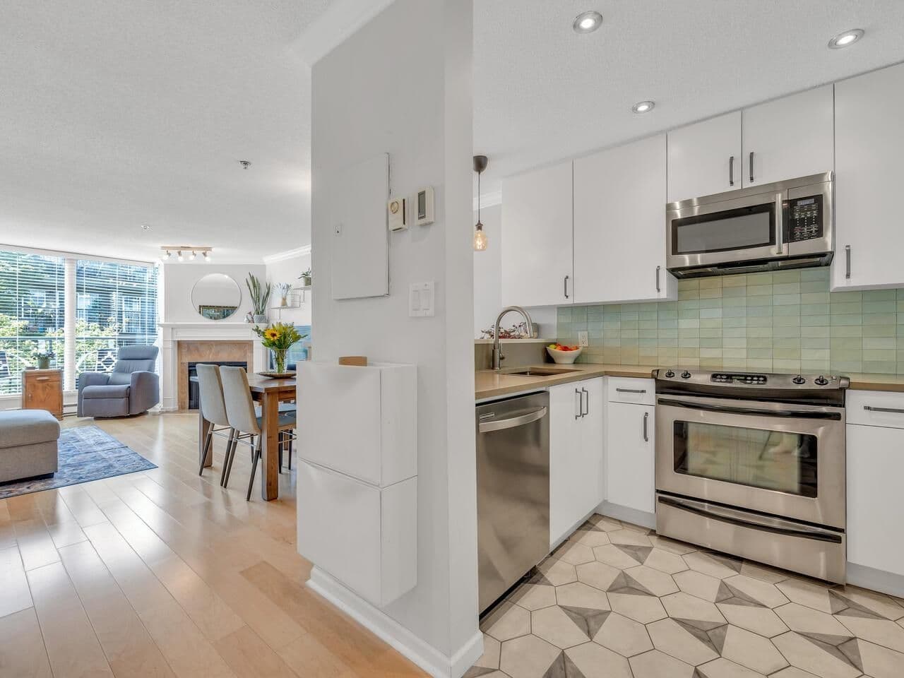 Property photo 007e8121-bbd2-4a88-9638-e19d550b609e