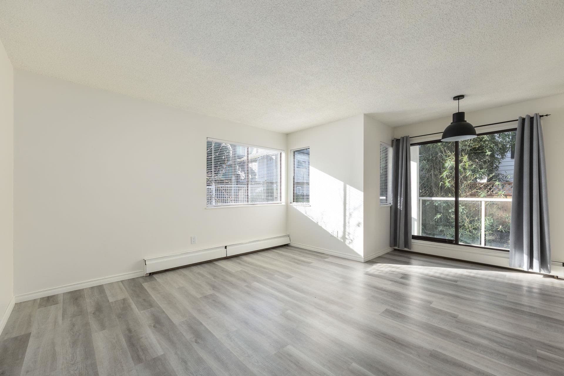 Property photo 0283847d-a6c8-43d8-8fe1-61a36e225754
