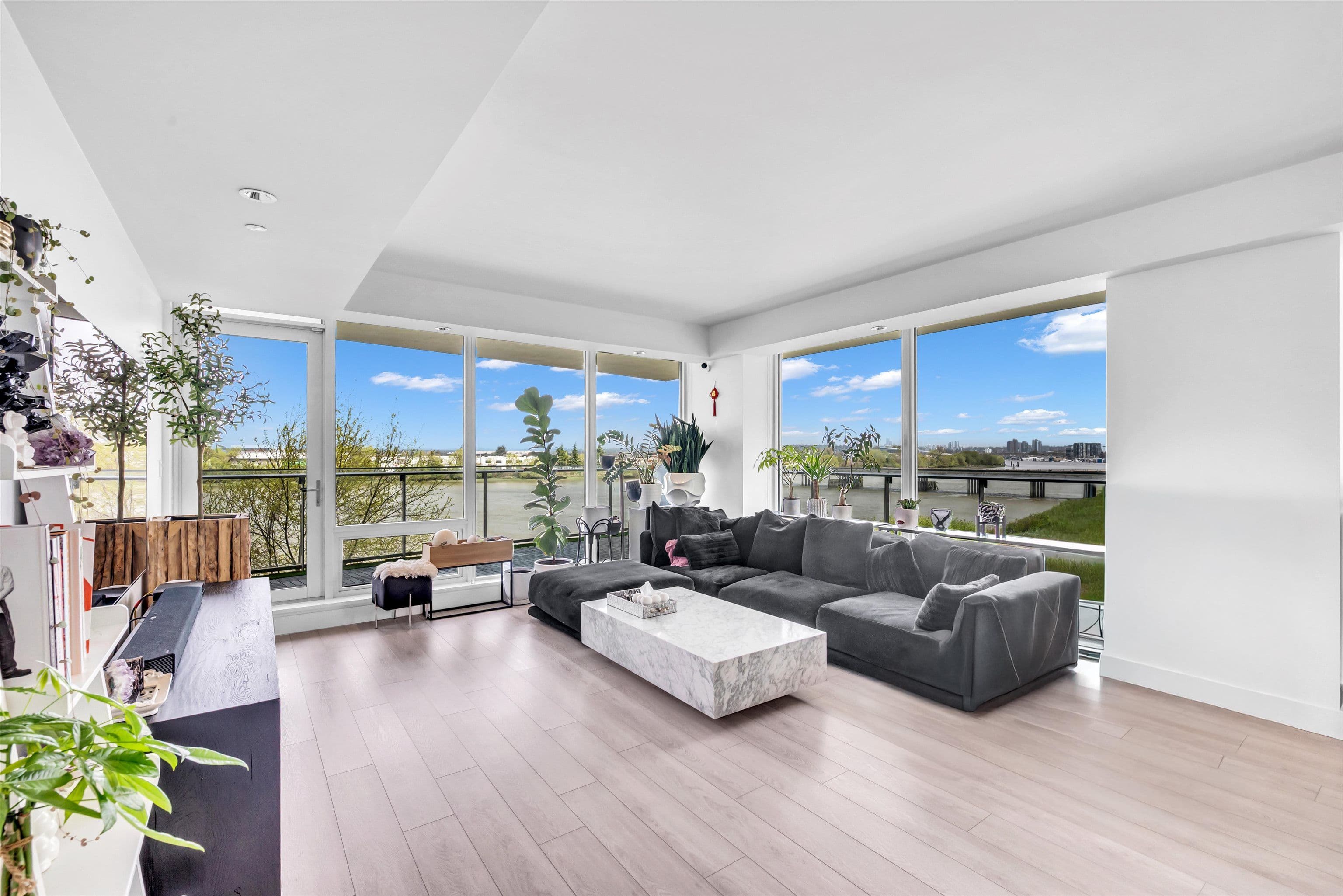 Property photo 059a081d-b7e8-459e-a8ff-f0f44bcfdb0a