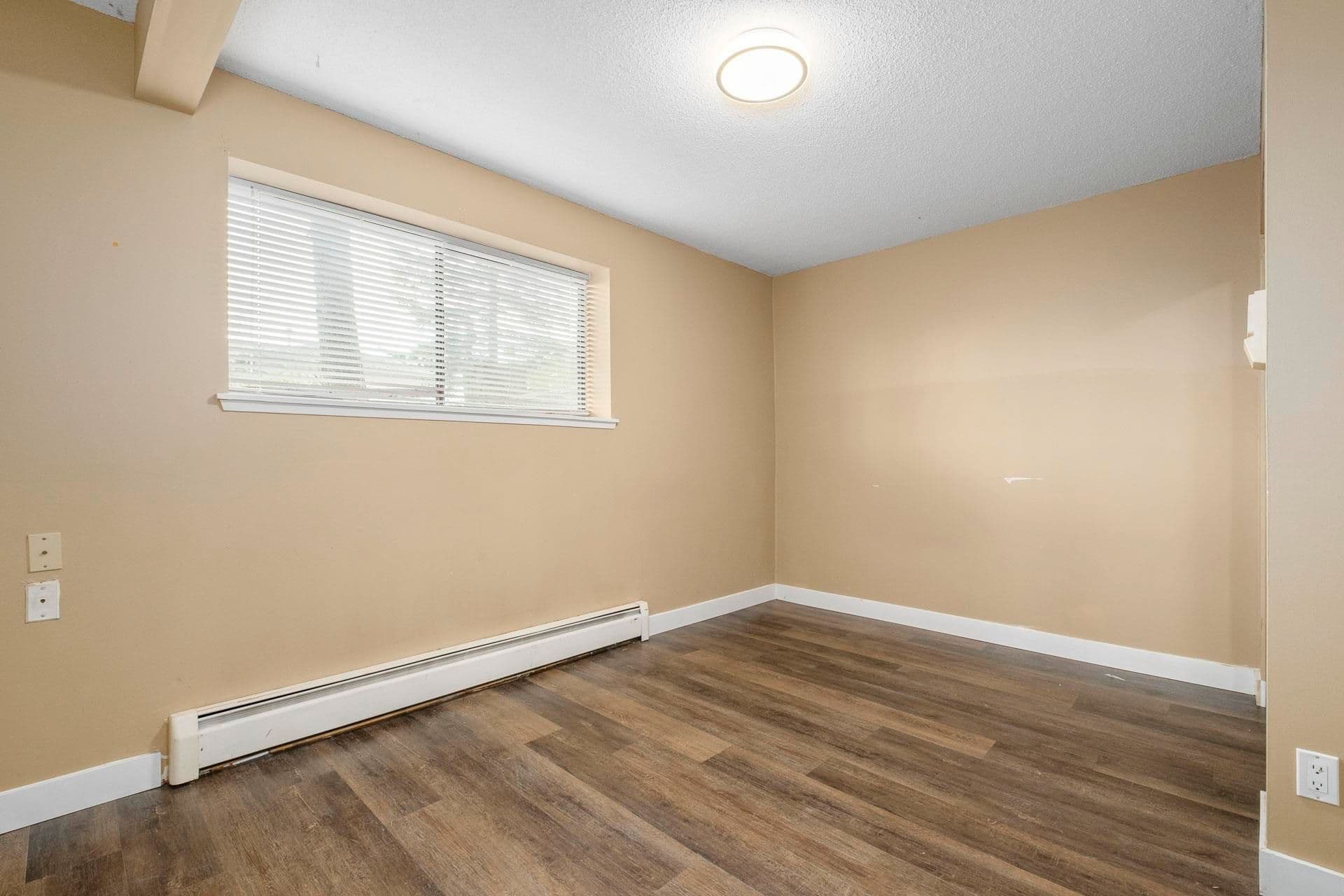 Property photo 0cb9cb04-c6c0-42ab-badb-a682f4e24c12