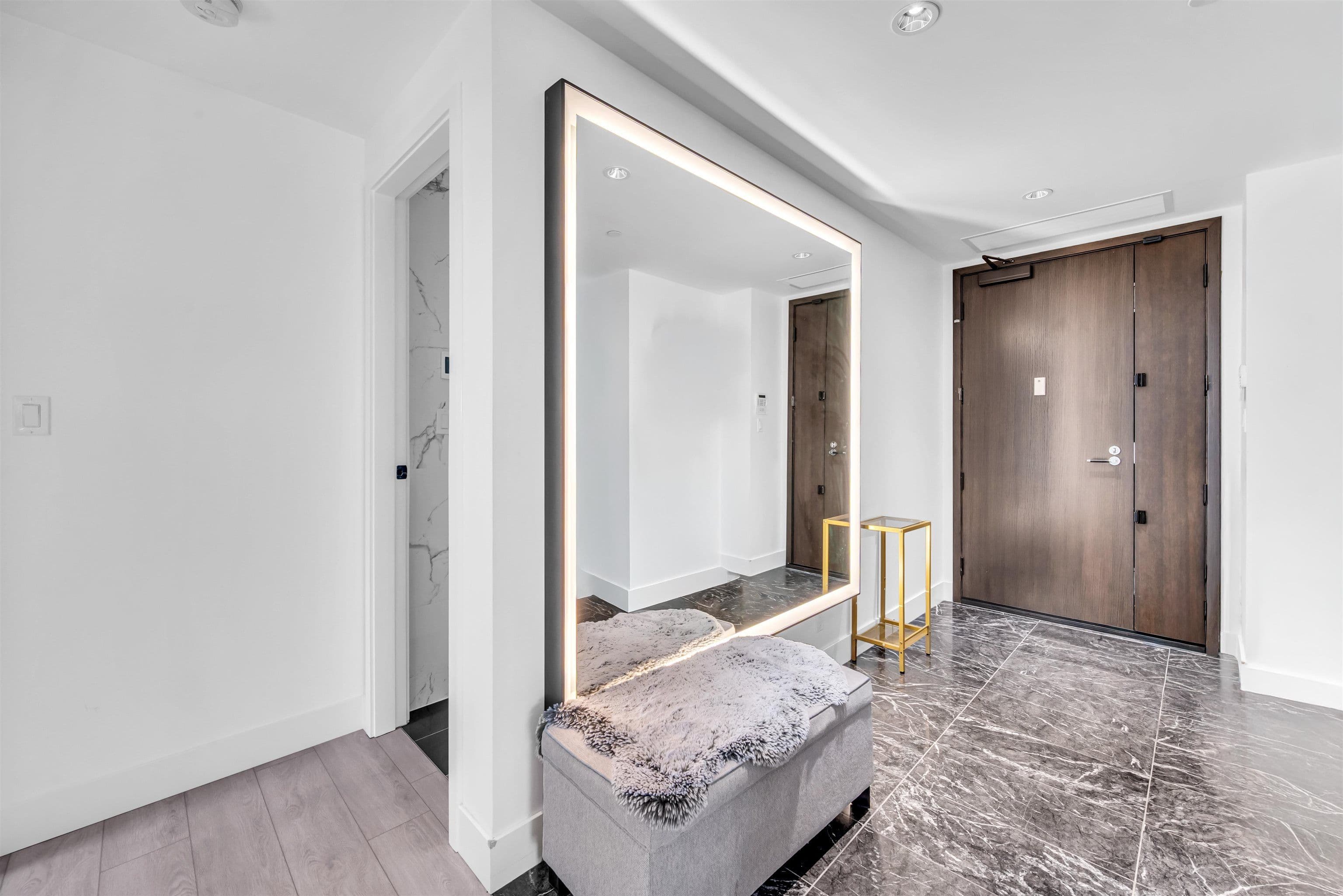Property photo 0d9455b7-2777-41e0-962d-90a7a0f37360