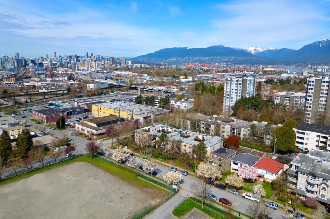 Property photo 0ef355b1-4749-4cac-9b0e-247c8cc8745b