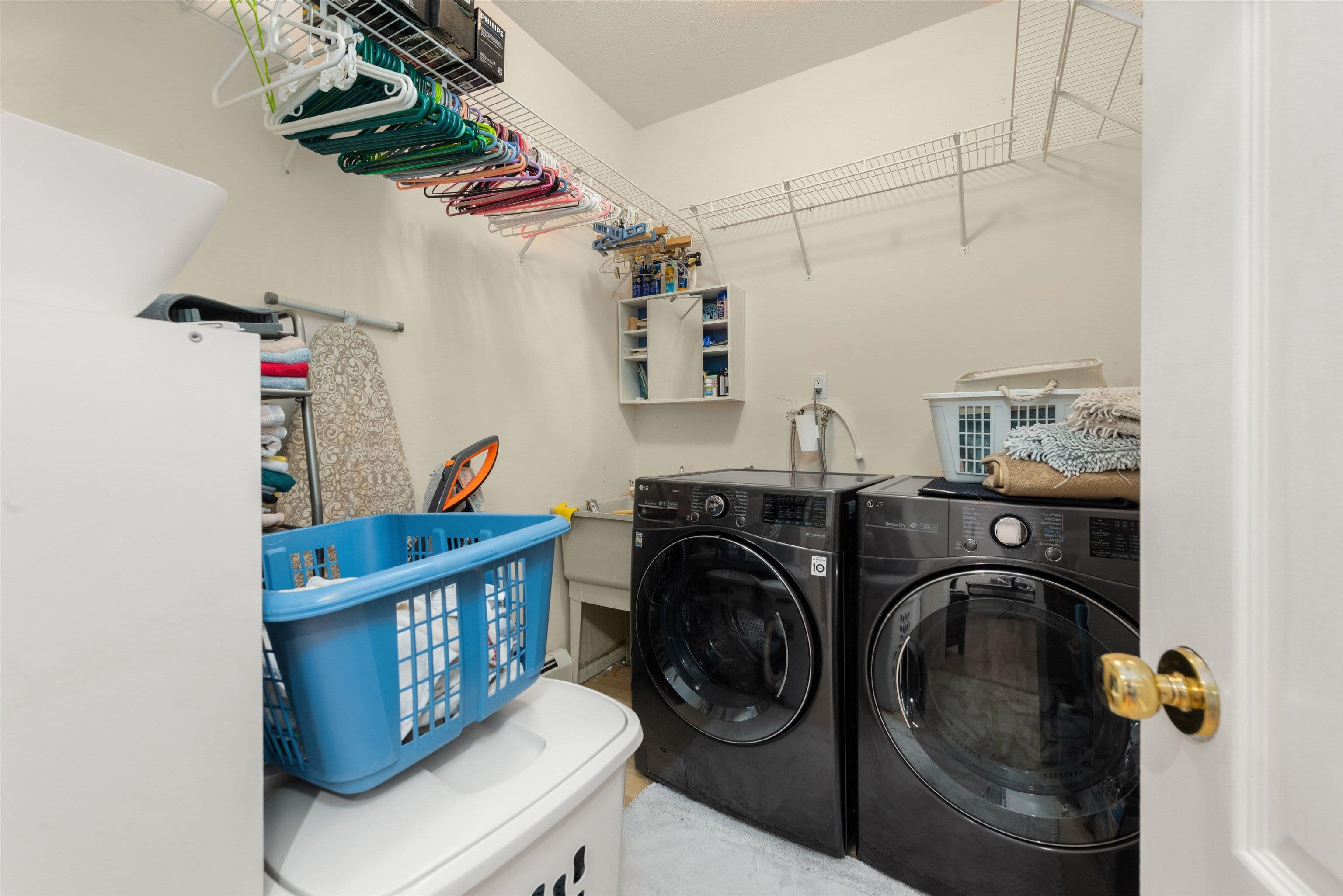Property photo 0f26f898-03fd-49eb-9ba6-6b84e1bb3c84