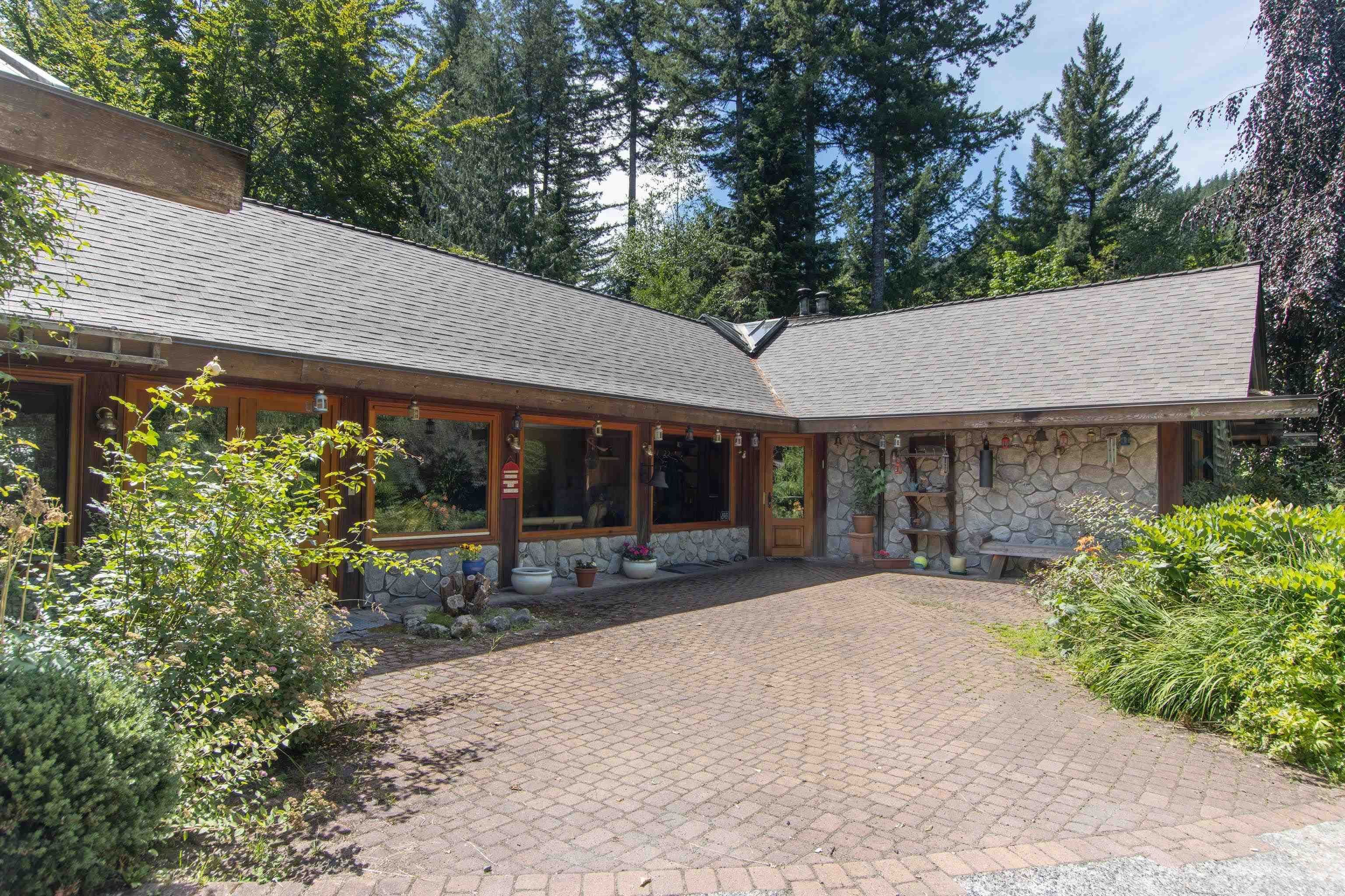 Property photo 0f3b9994-c3cd-42e6-94f5-21592674471c
