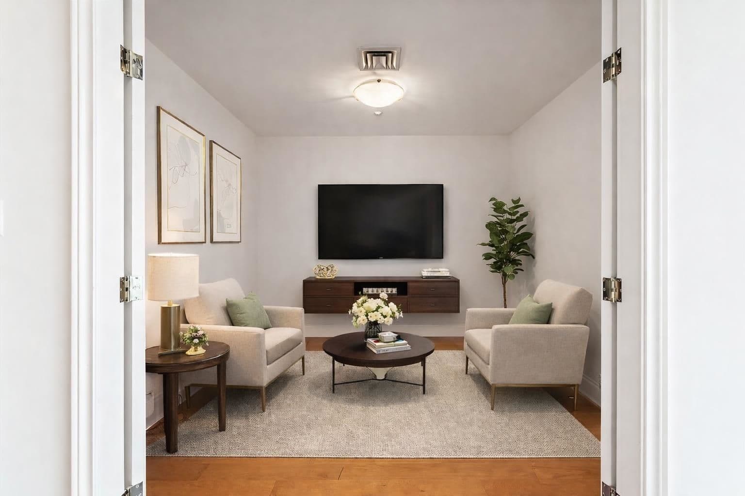 Property photo 10642064-546f-4227-868f-ba93e96abd76