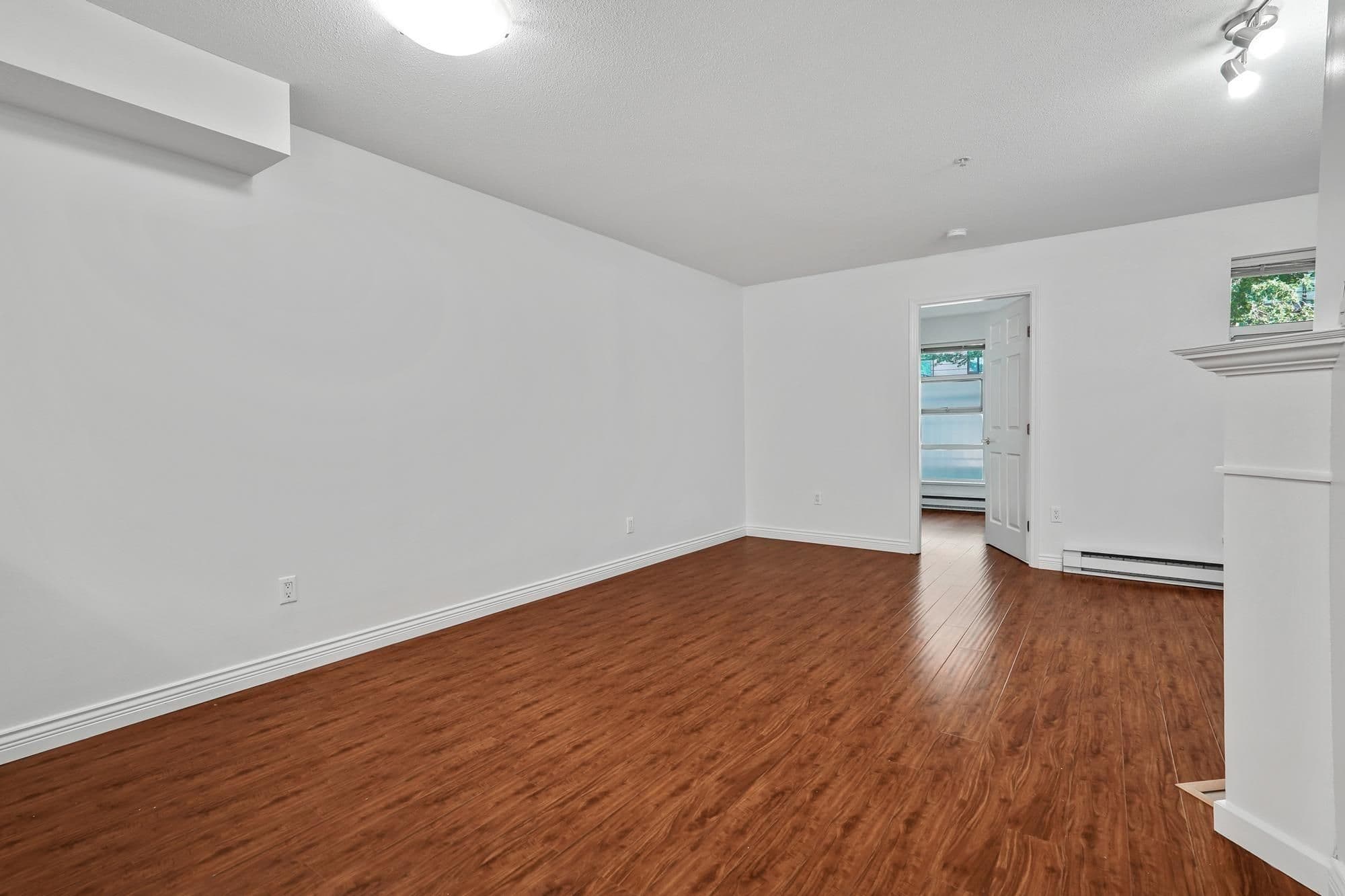 Property photo 128340e5-ae86-4103-b64b-f0f9e25a0074