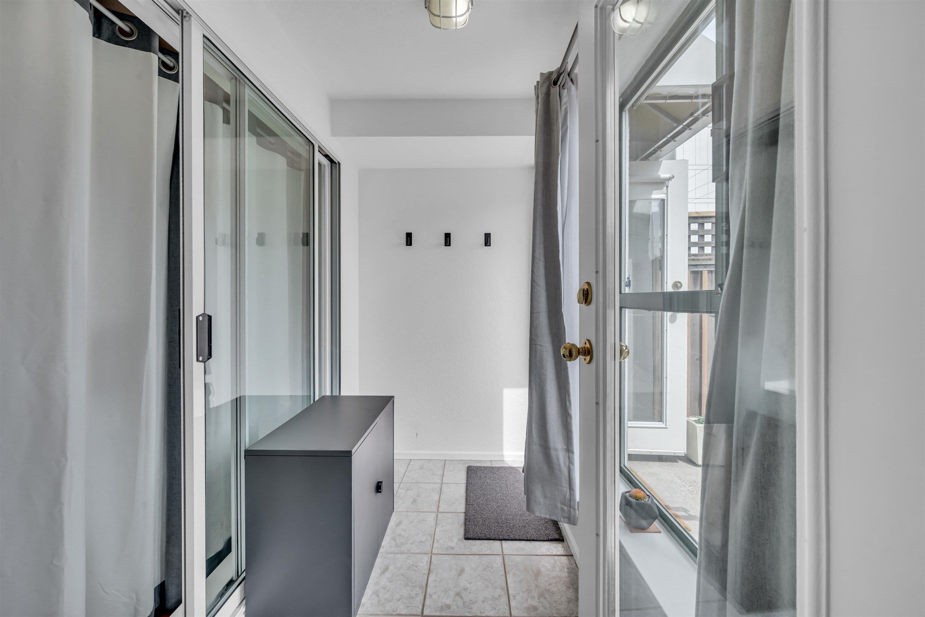 Property photo 16d17be6-6e99-49ae-af30-f6a5e6e0f381