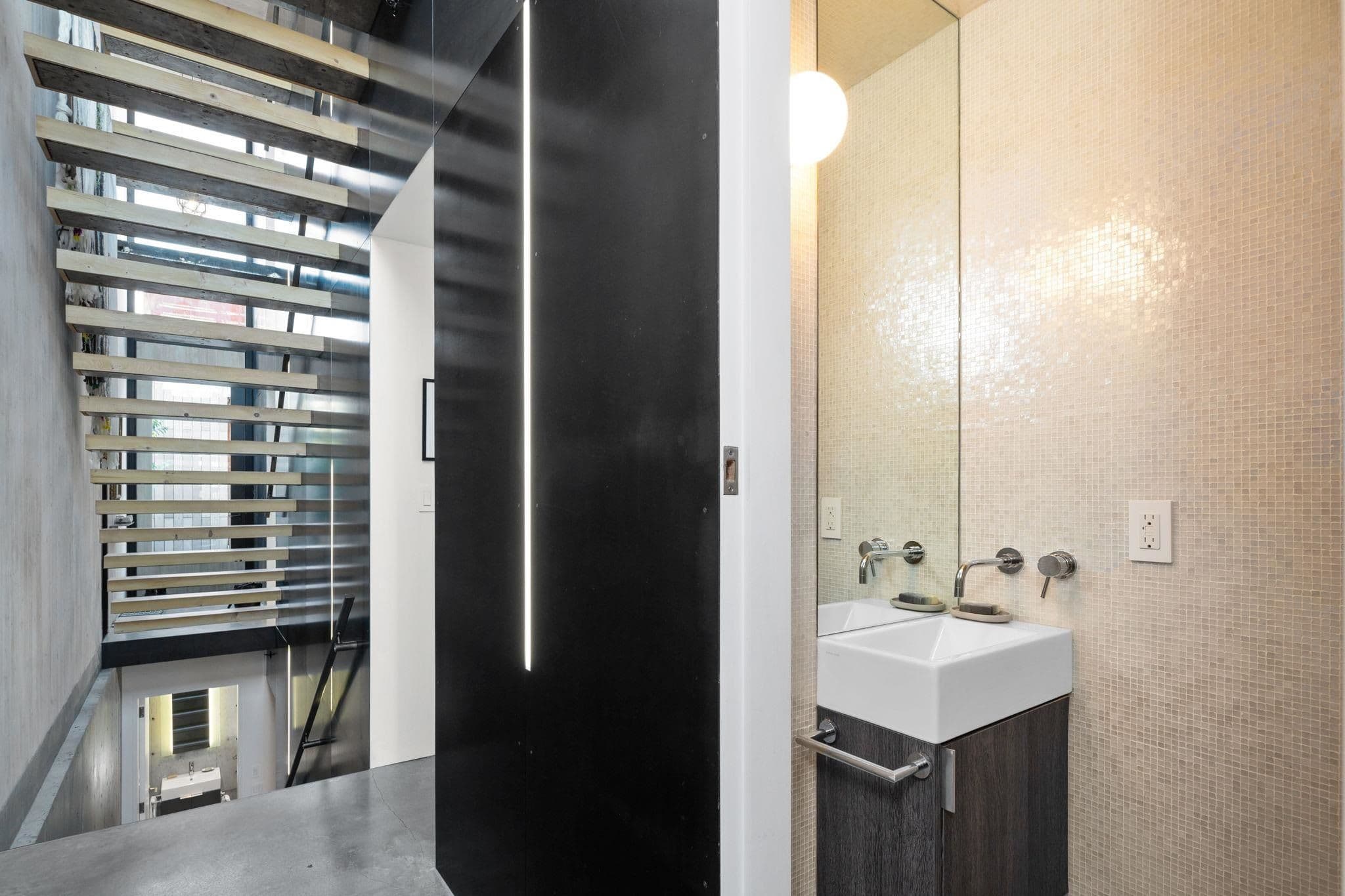 Property photo 19205028-b3ec-4db4-873d-f257b9992cc2