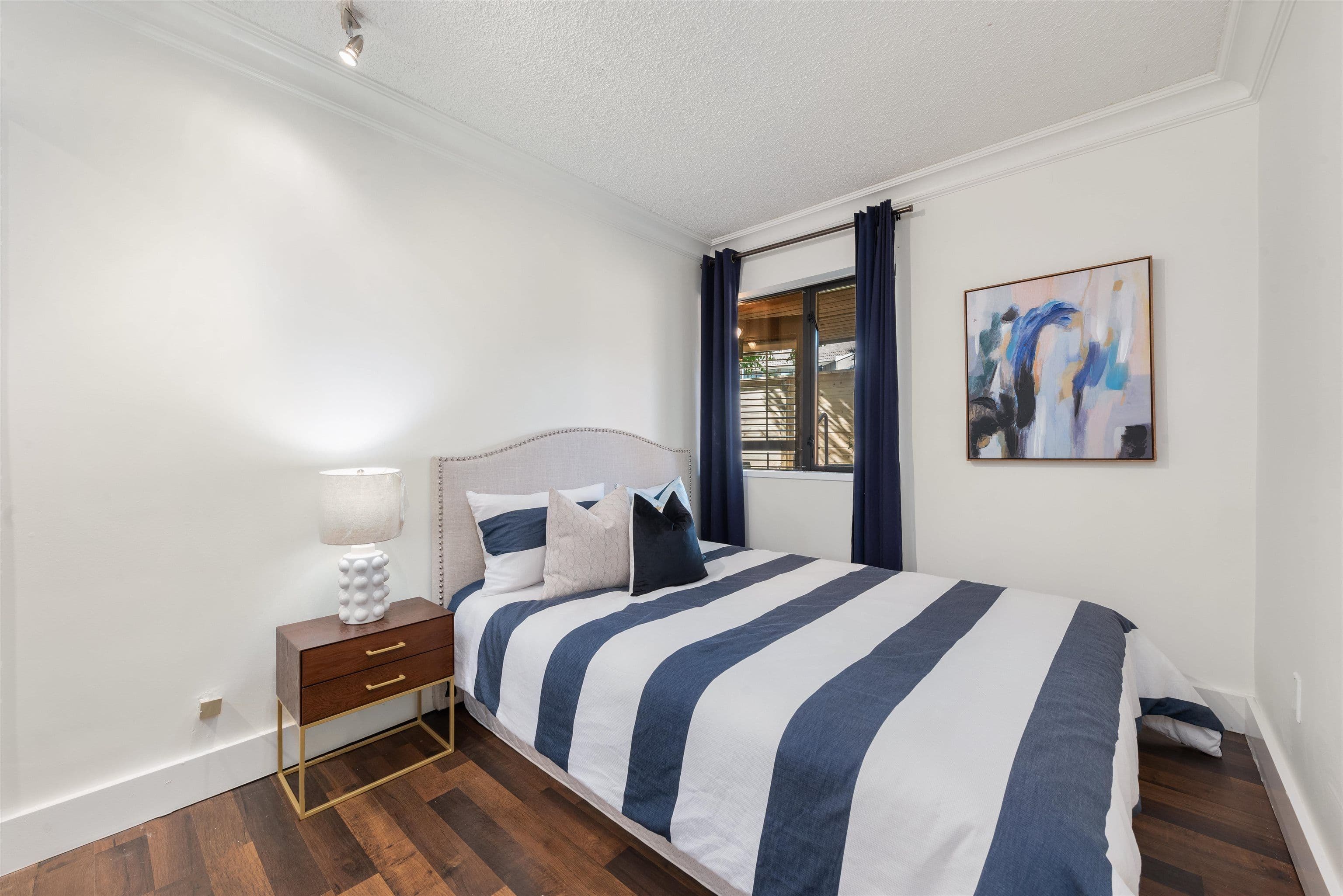 Property photo 2084331c-0084-4e1e-8ec3-c88fb78b5c29