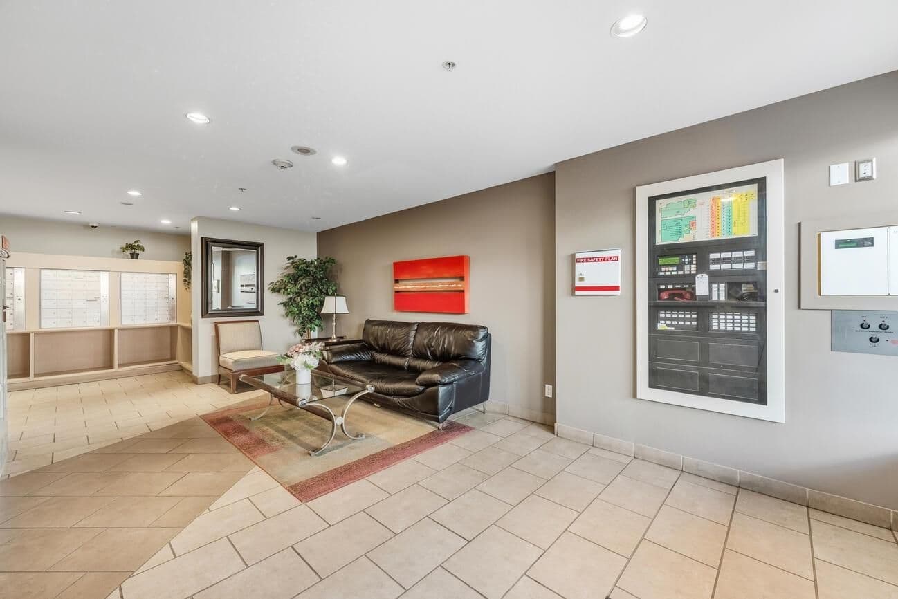 Property photo 213b8fee-8885-4da6-b3ad-f05dba07c138