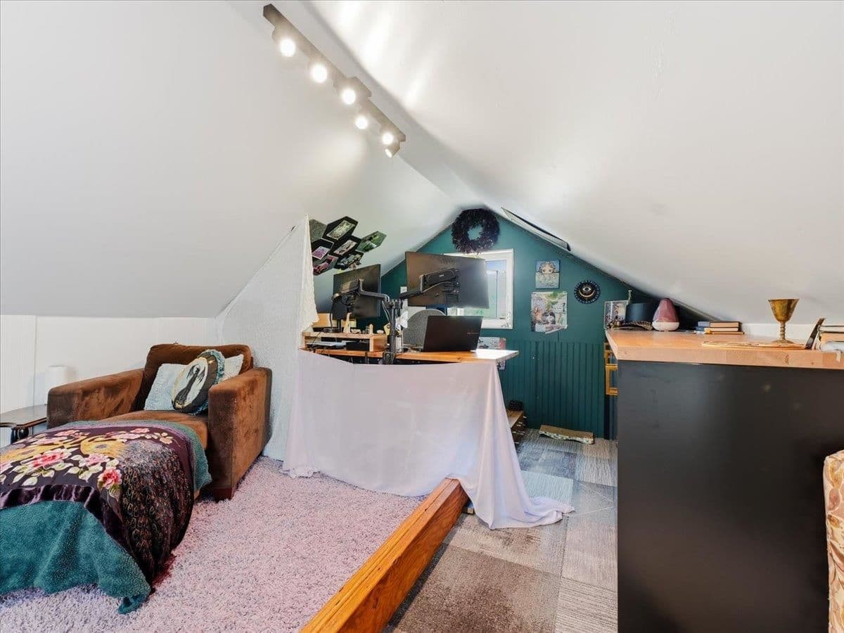 Property photo 21dbbc87-8b4e-4a4c-9c10-4e2b32969886