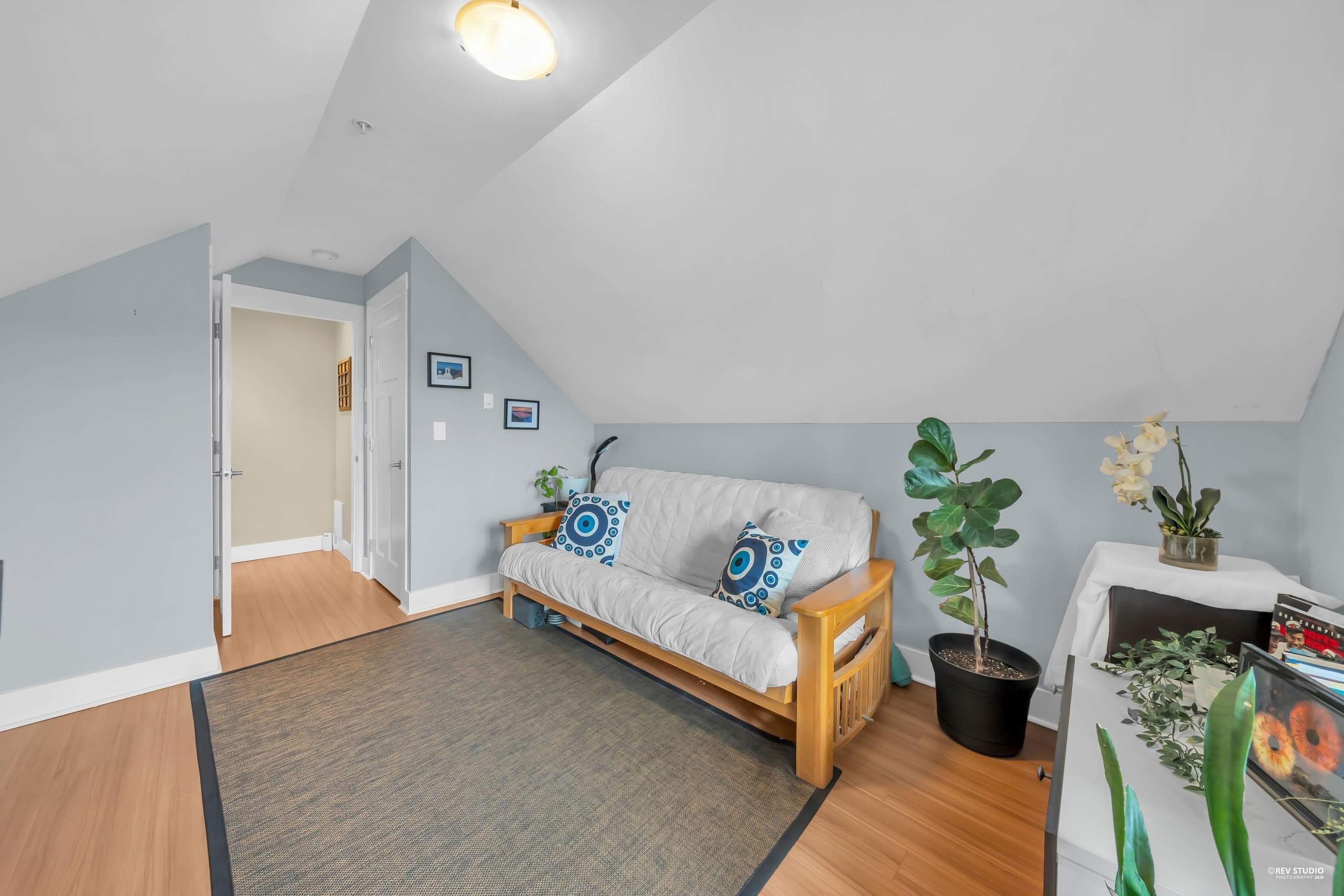 Property photo 2202d9c5-3a37-477a-a0b0-23babcf1a51c