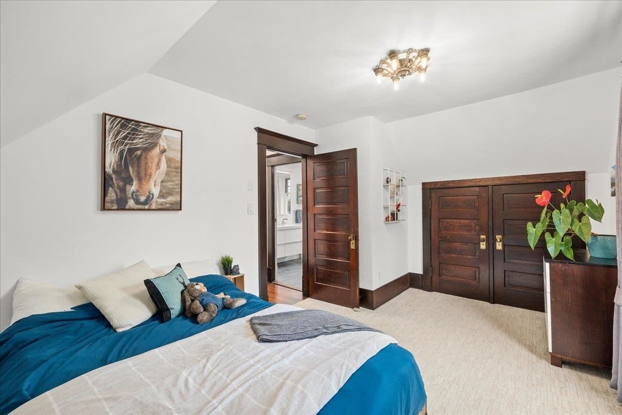 Property photo 22e3ee82-98c2-40b4-b466-3a5e422c642a