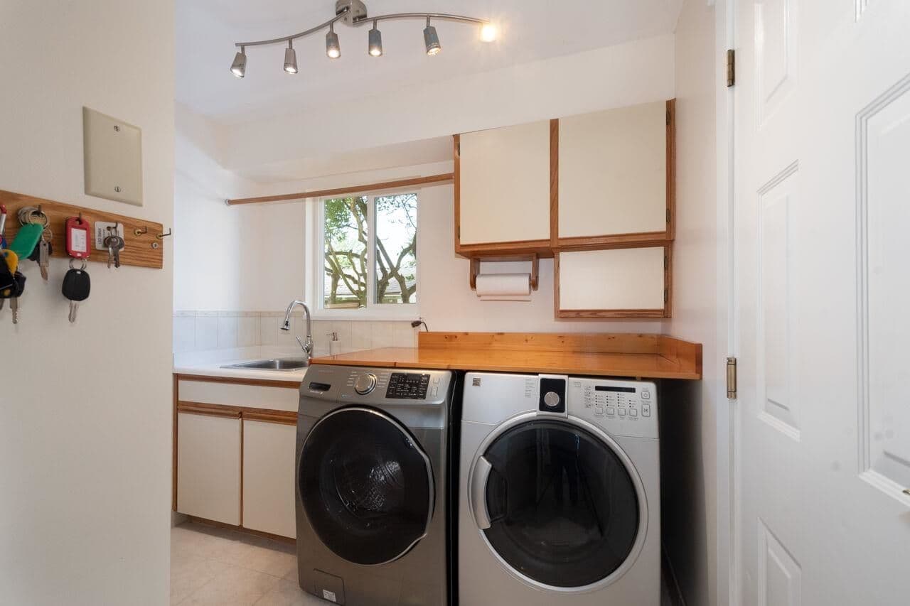 Property photo 230839c5-bad6-4564-8983-6fa5387674ce
