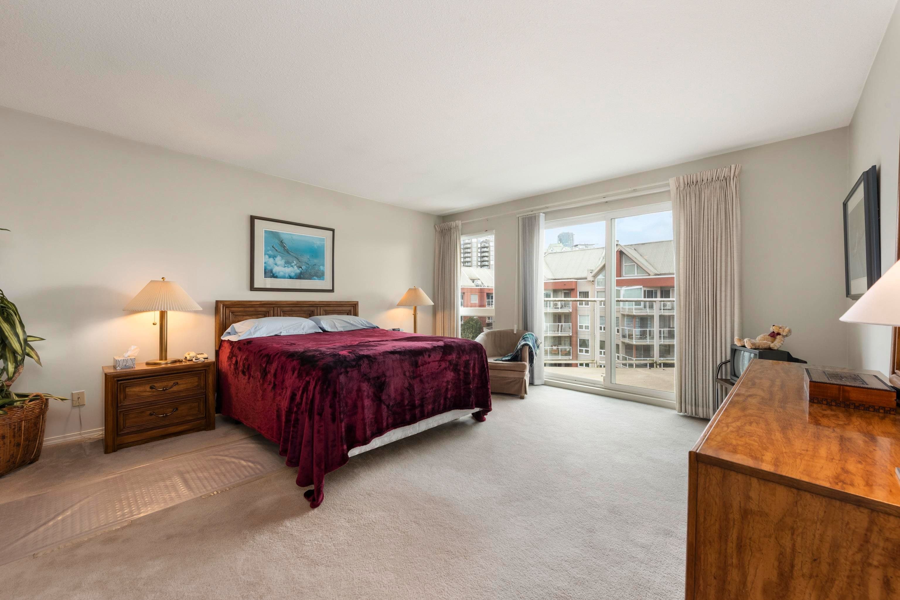Property photo 230bc866-b7b4-48f3-b285-3d0f2408d8c5
