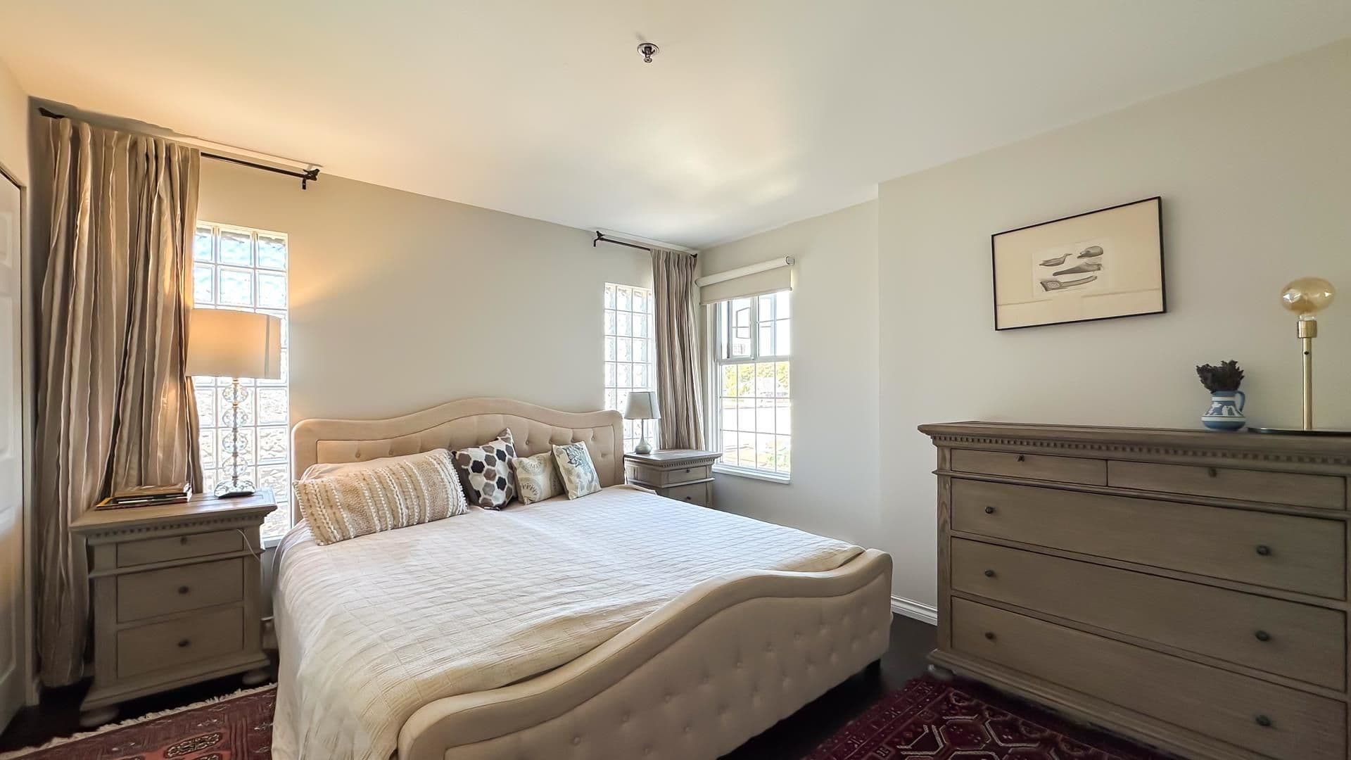 Property photo 23c5d204-3908-45f8-a52c-cdeb8a464816