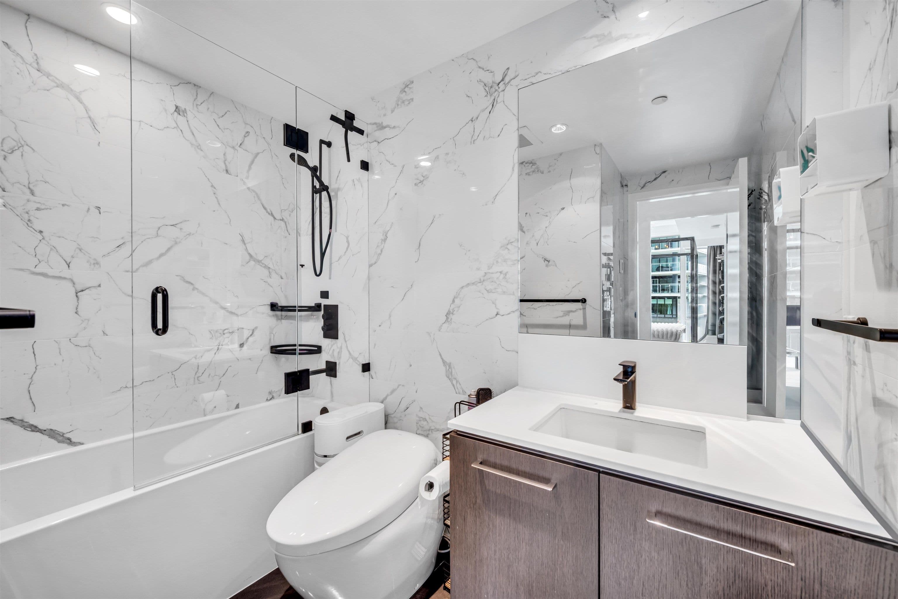 Property photo 23f9fc4a-2c71-40a1-95b3-171266c583fc