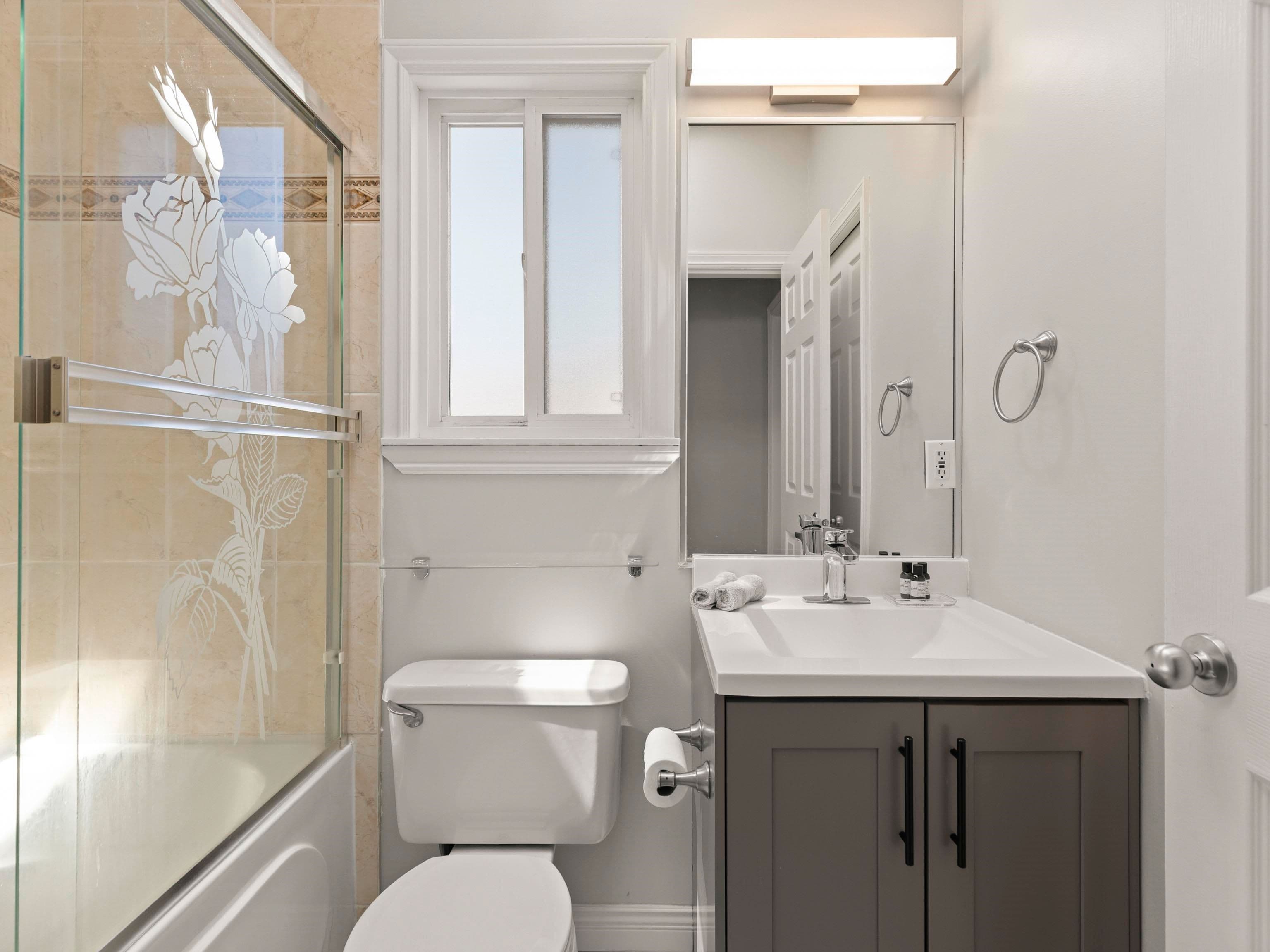 Property photo 2428659c-b8e3-46bb-99de-d257985b0955