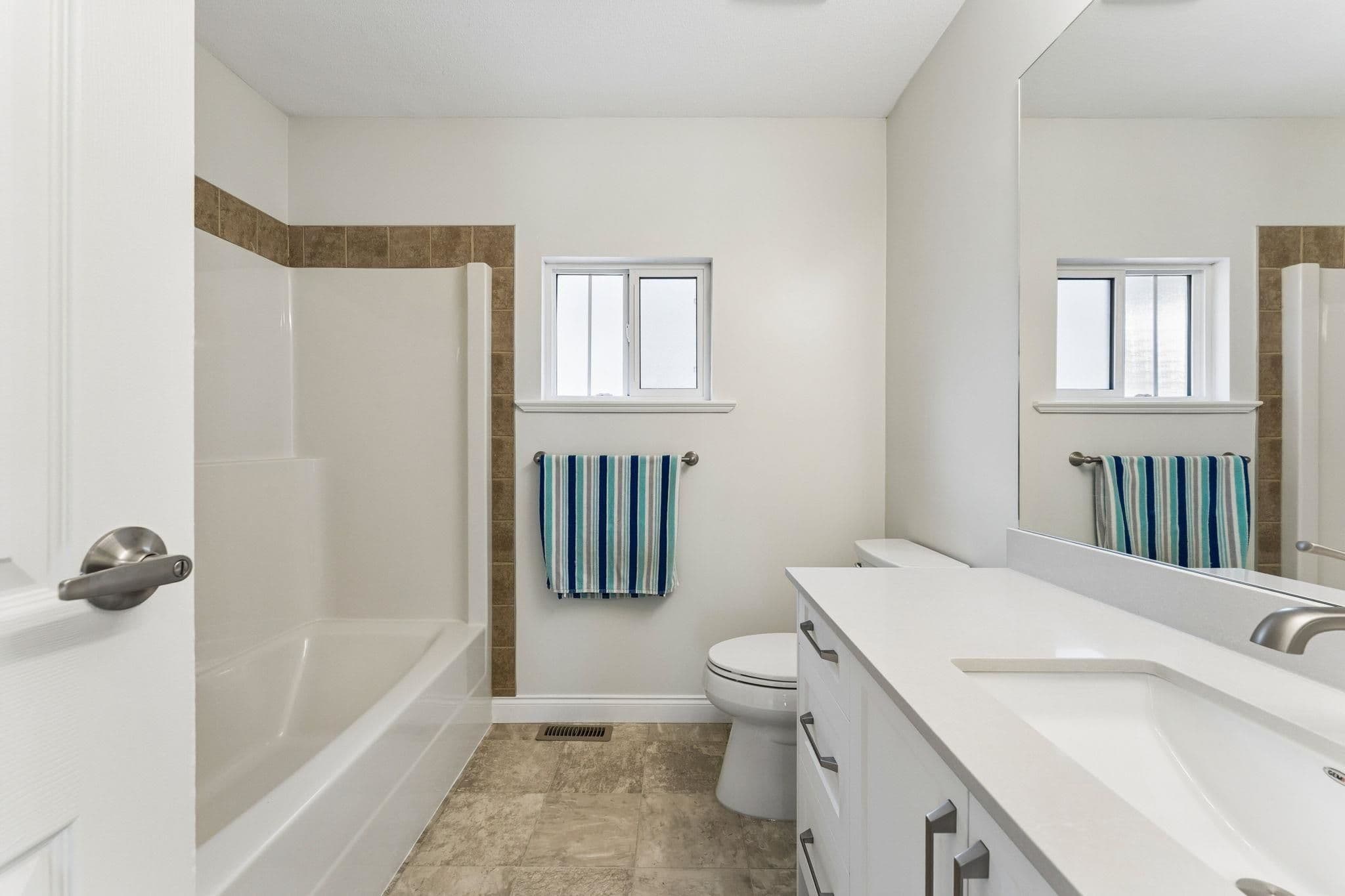 Property photo 24bb926b-03e1-4816-b6a6-874995198341