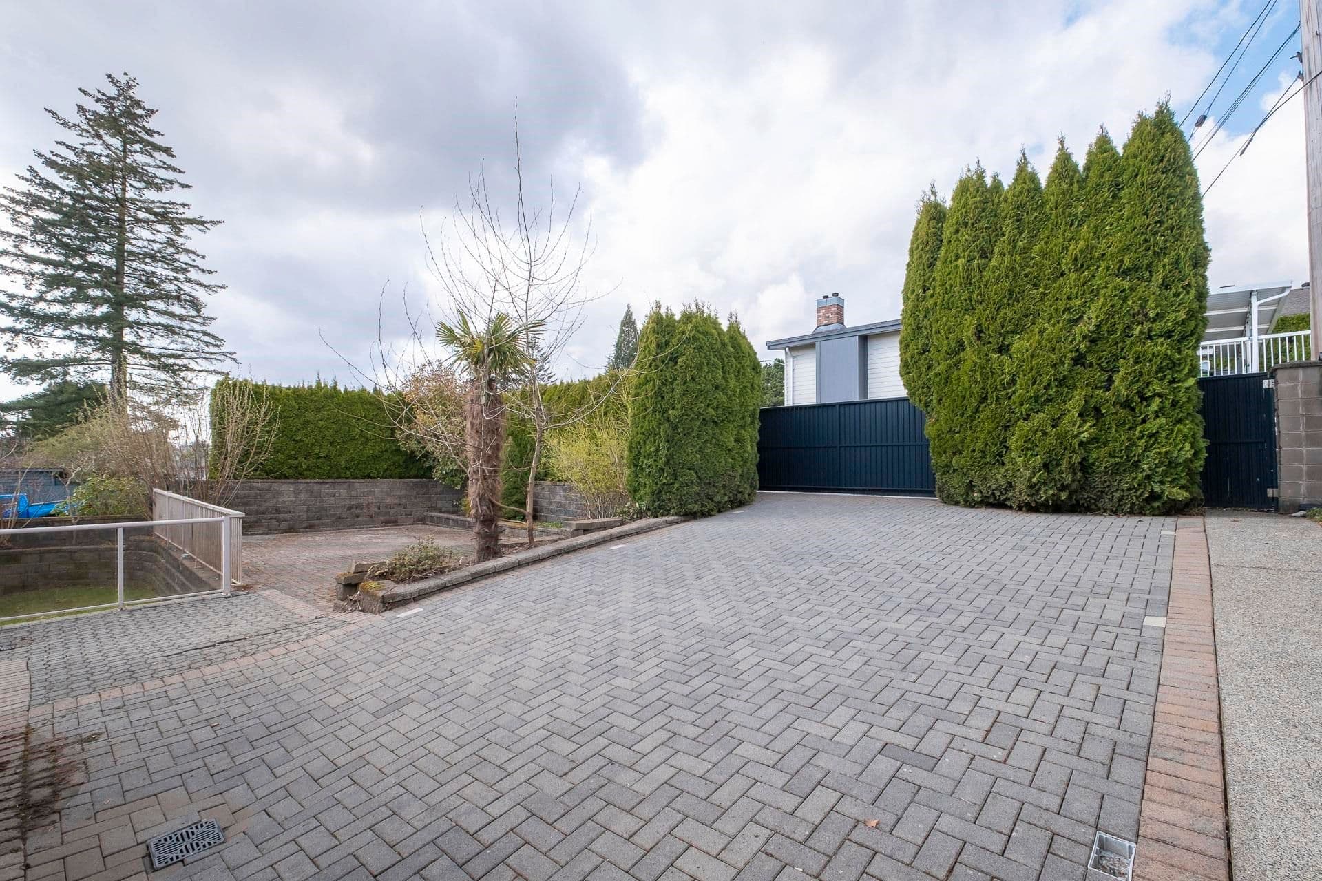 Property photo 25c5491a-c150-41c7-8763-cd4e675a6236