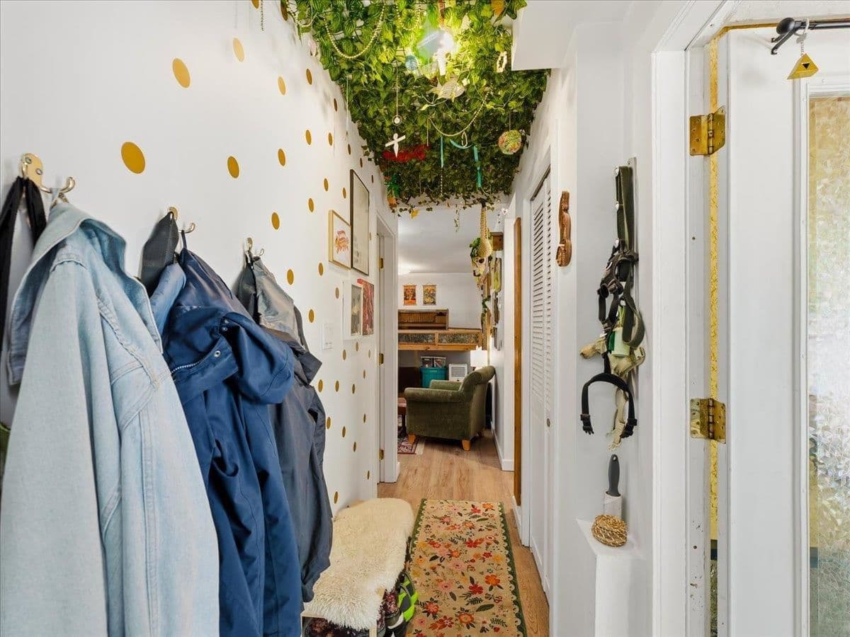 Property photo 27069d36-3b85-4b3a-8c7f-24c1f13889c2