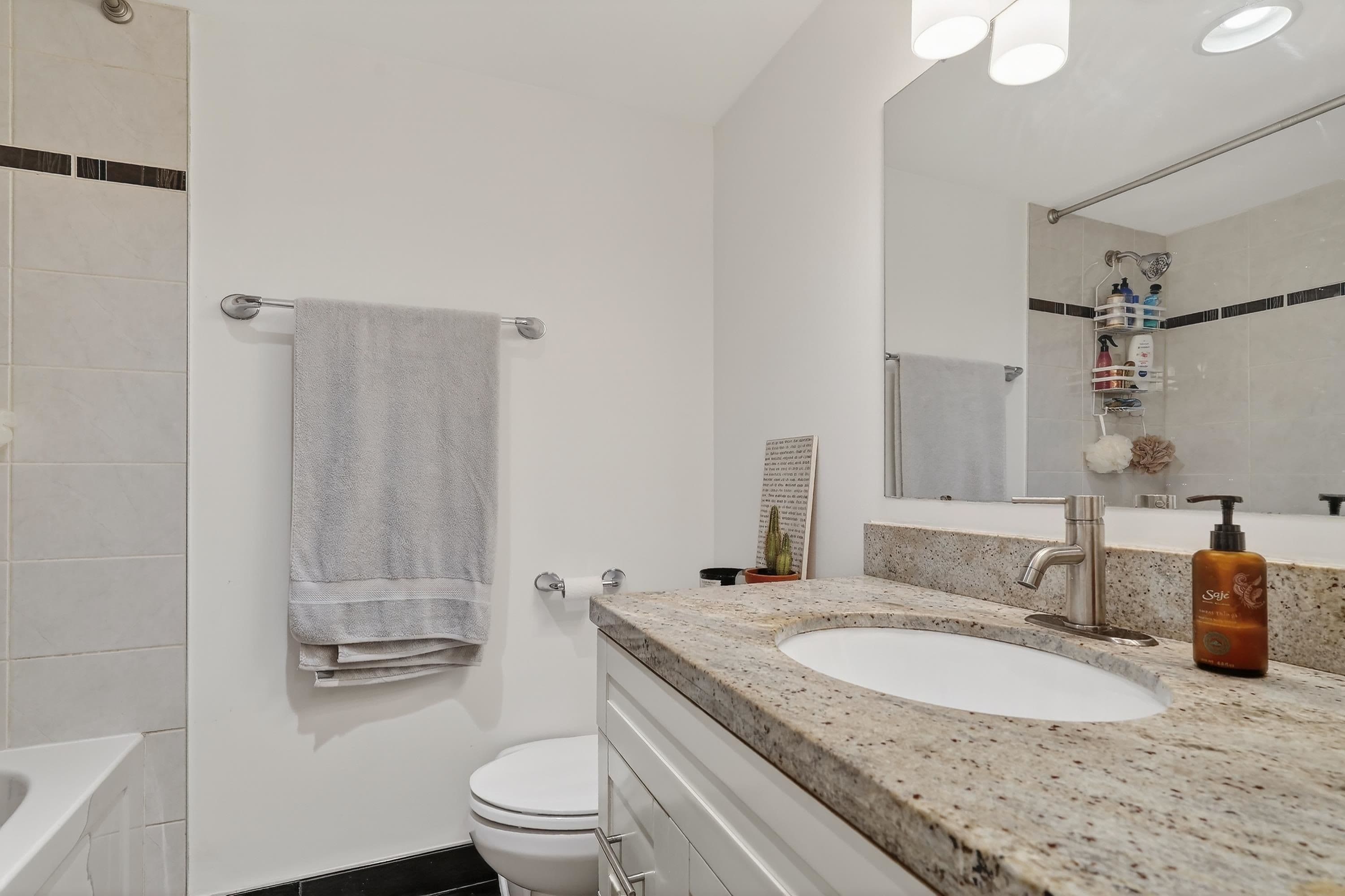 Property photo 27d6f20d-d77d-492b-899d-04e6a449ad25