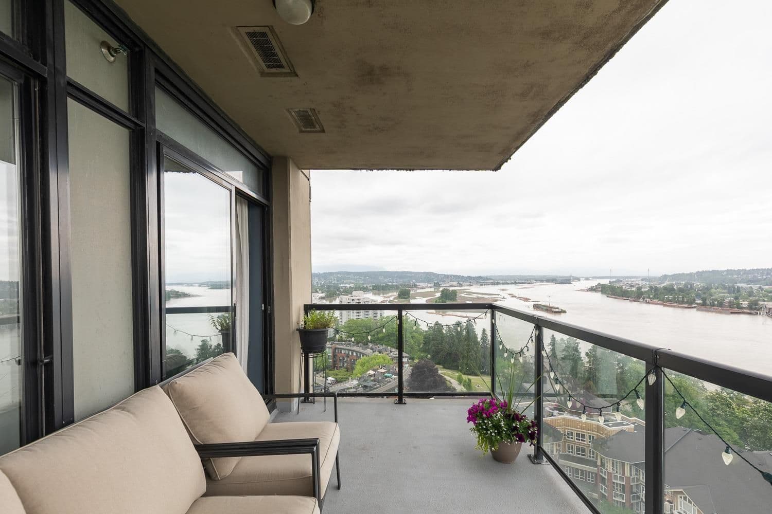 Property photo 28812651-e435-4a09-b4bb-83e4d2da950f