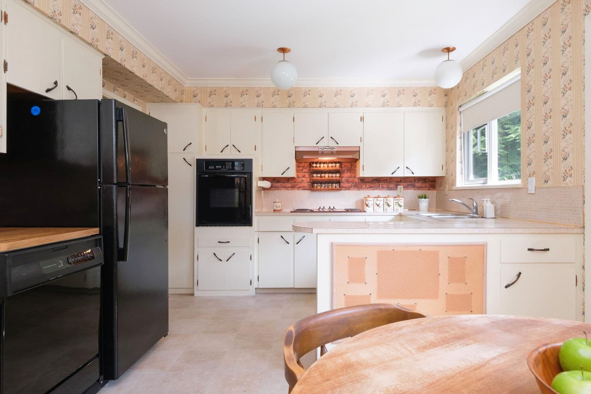 Property photo 2ed843e3-e1c7-4f78-b660-17dc6258e1d7