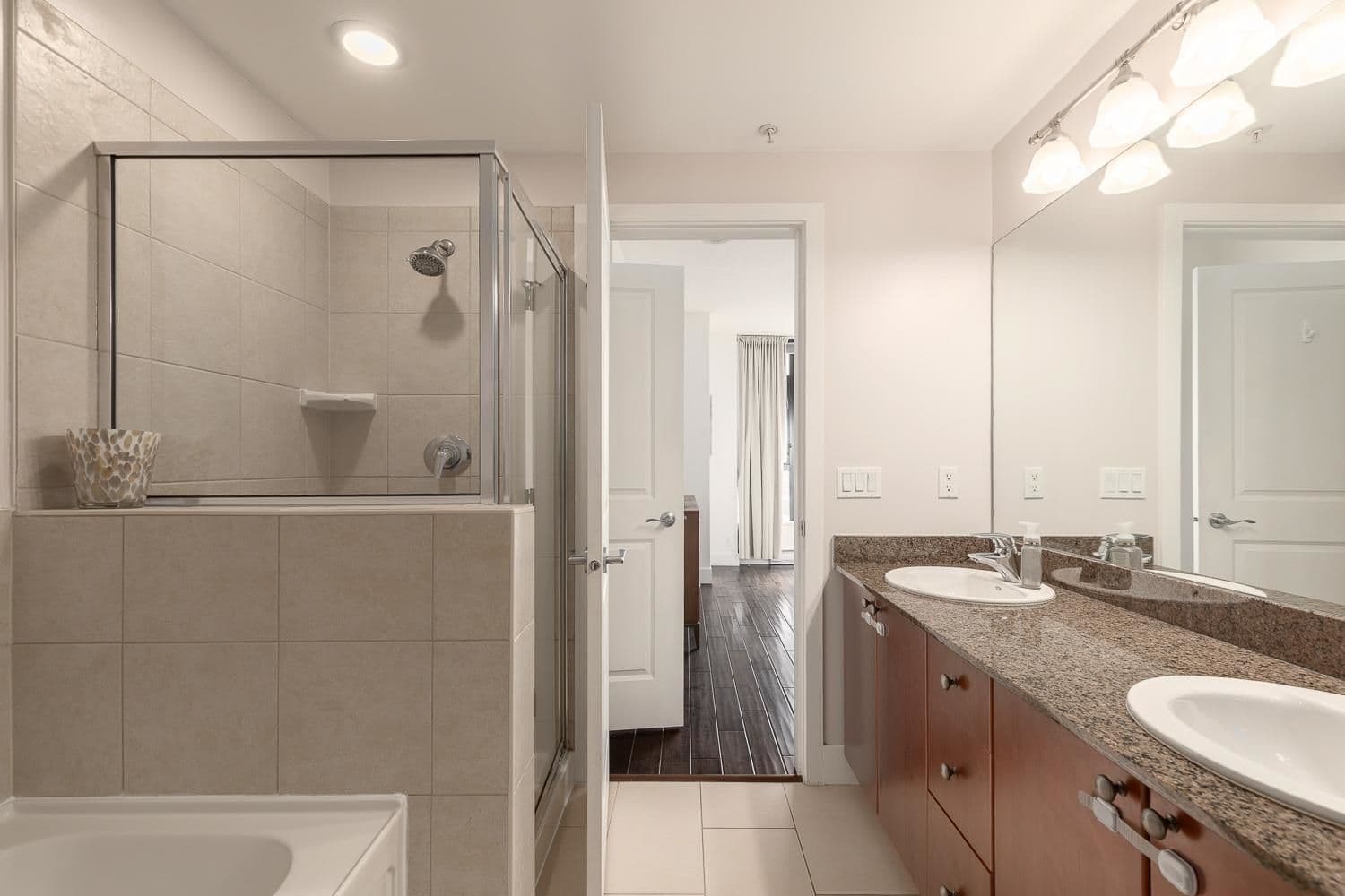 Property photo 2fd54617-35c1-41f9-a6cb-b8380622373e