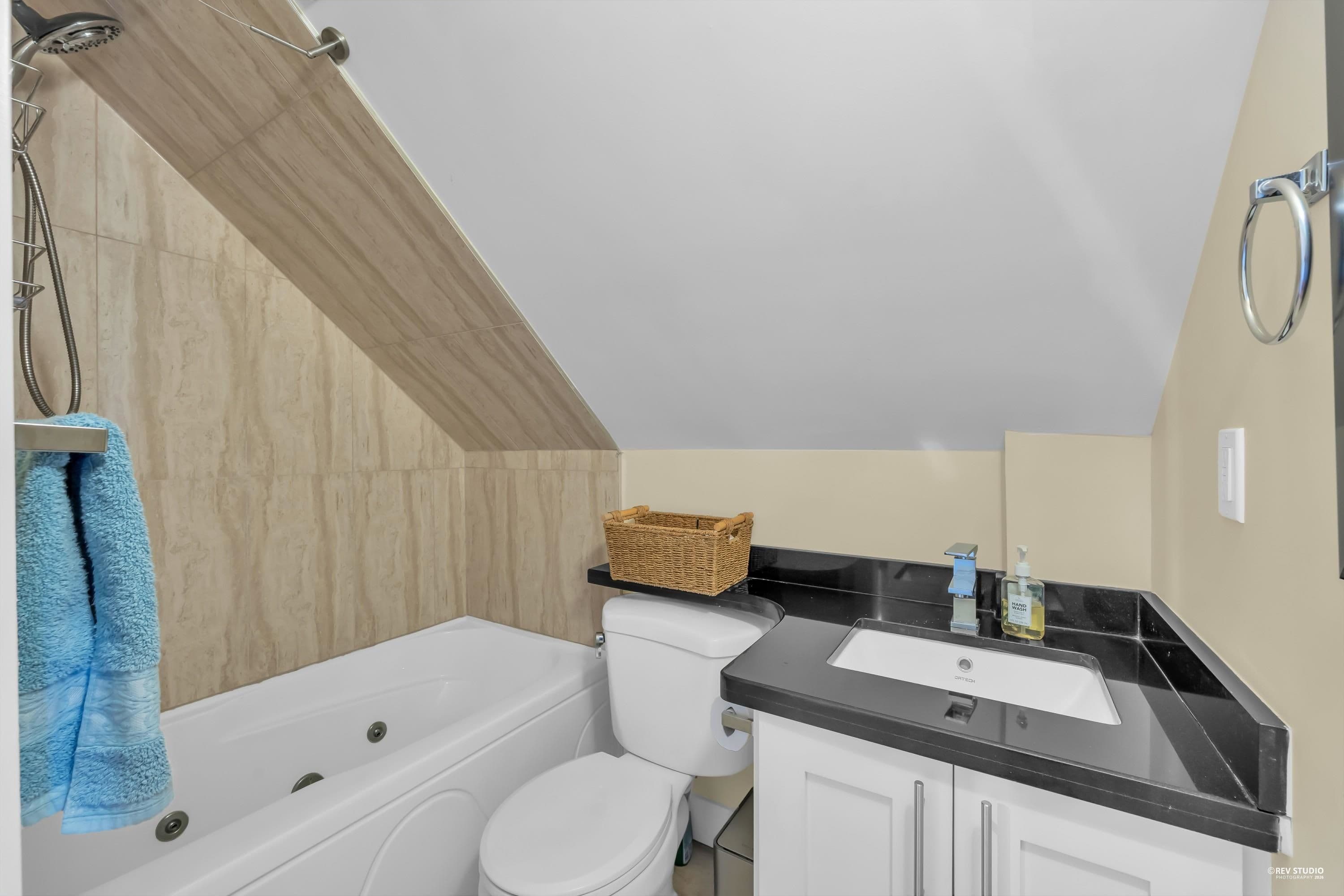 Property photo 32c29889-1376-4257-8005-c710a41a001a