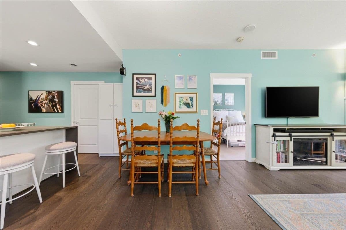 Property photo 32daa72b-6234-43e8-9ad0-bbec18814294