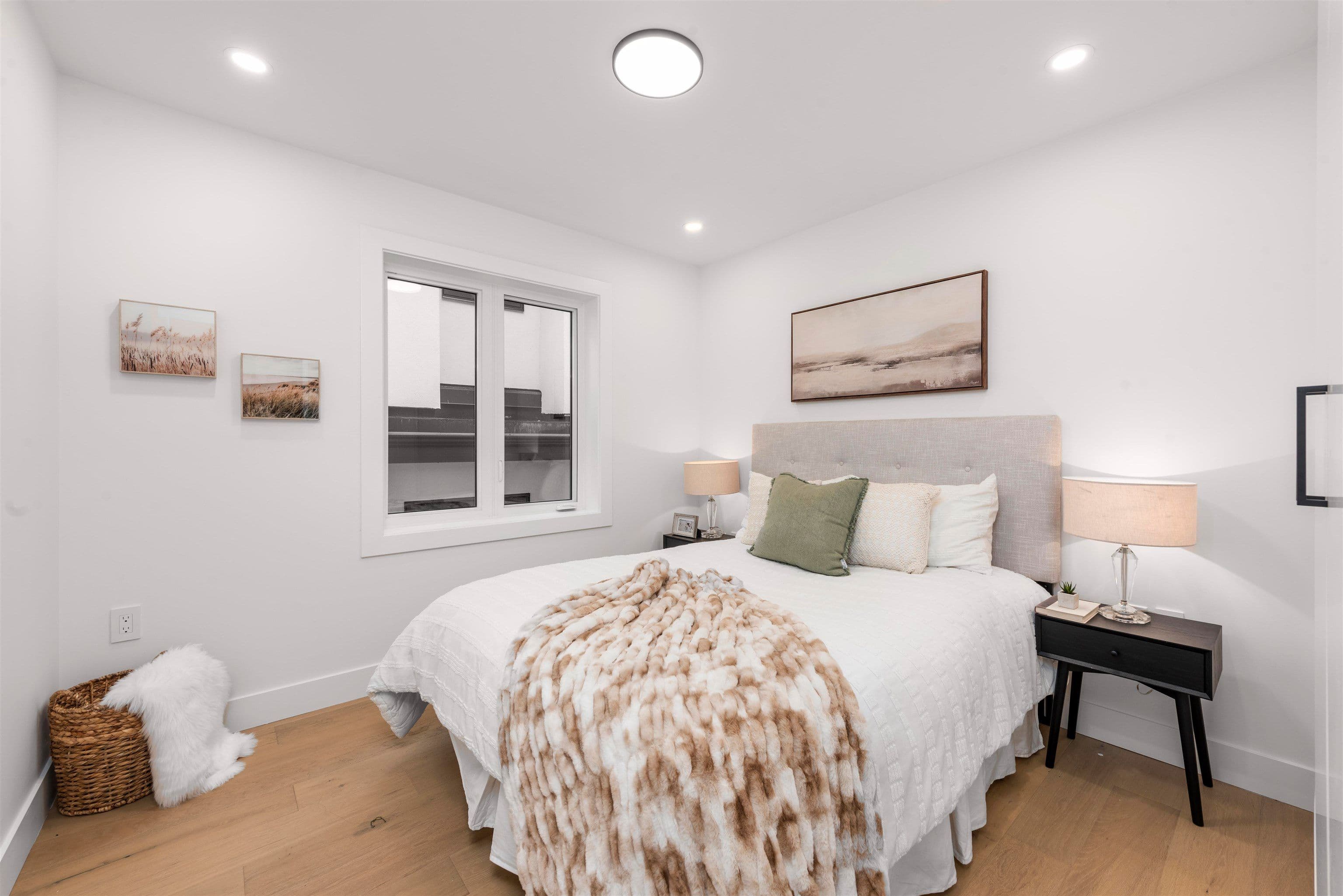Property photo 350e1d7f-d561-4bf4-87b3-533779330cfa