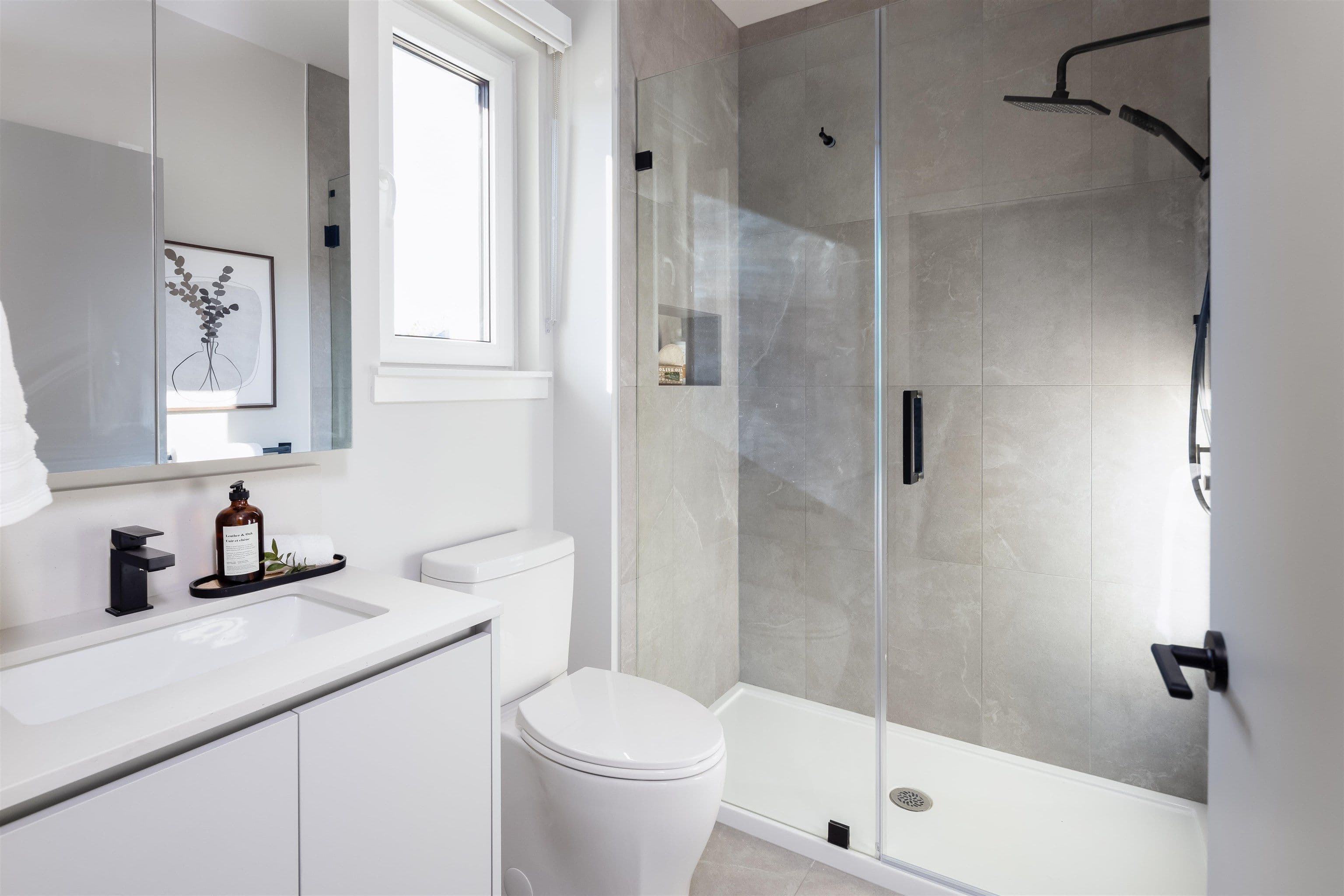 Property photo 3706e35d-7f4e-4cb9-a455-453939a700bc
