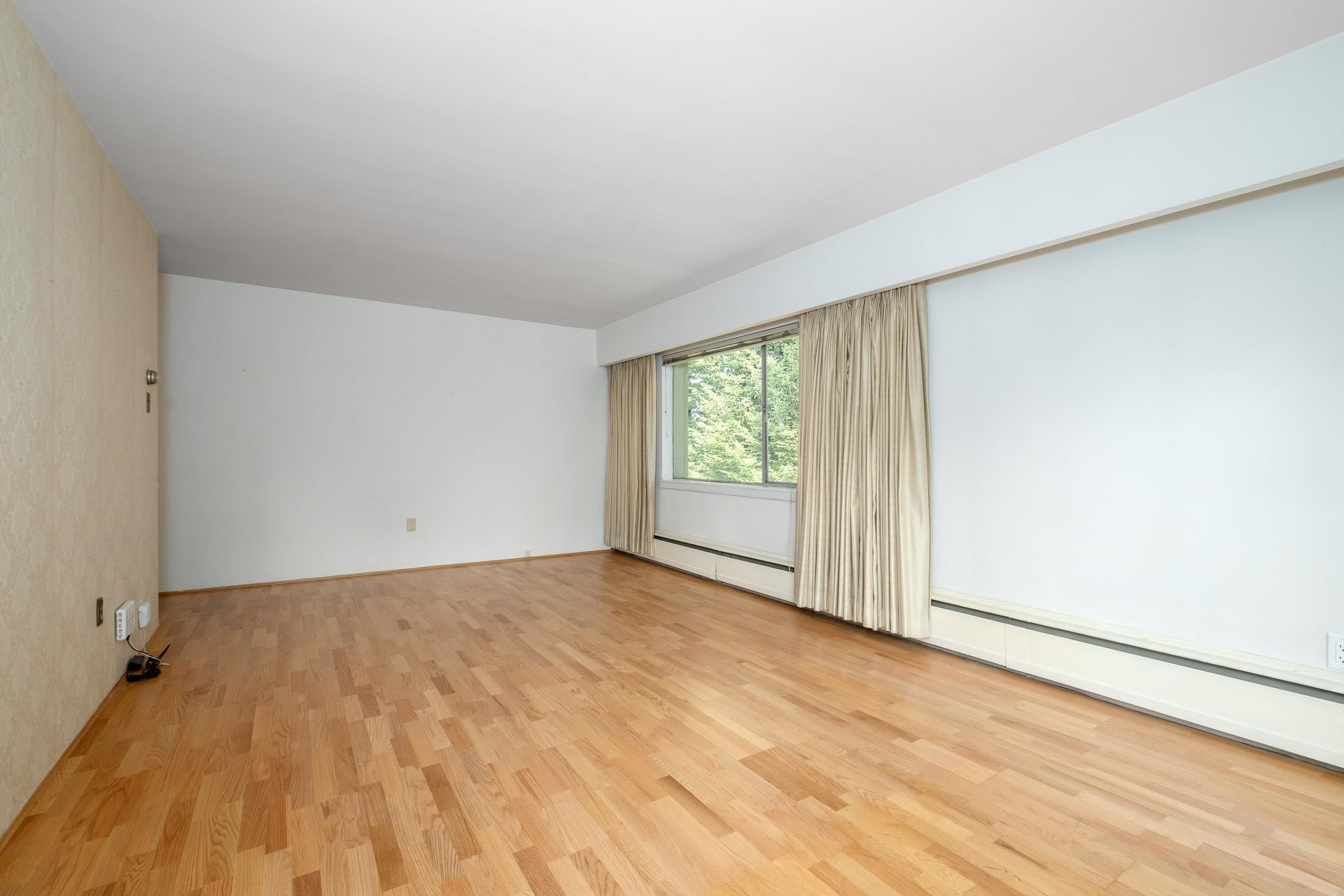 Property photo 370e2237-7b39-4637-9a18-0b76fdf5d2ea