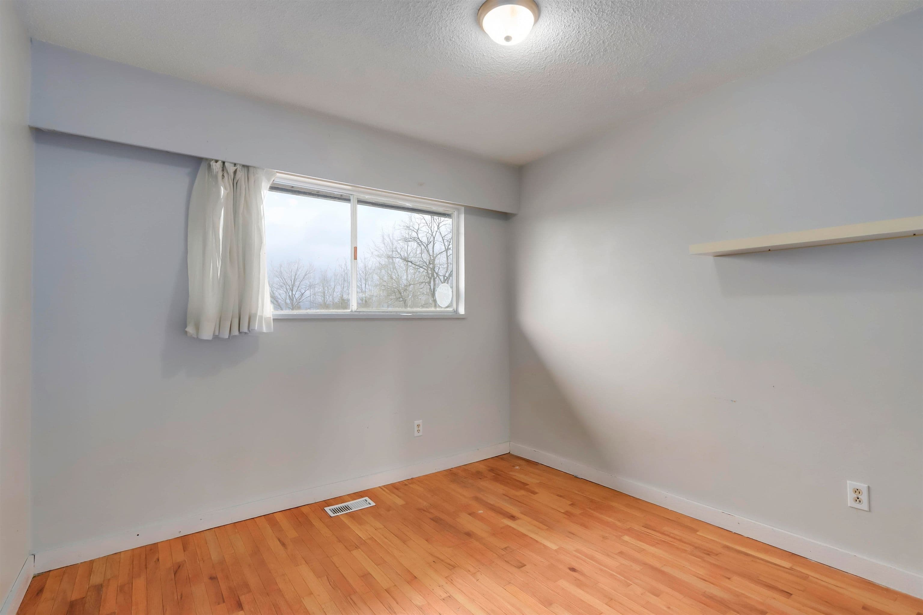 Property photo 37d531a3-3ce2-4686-8df7-780c7fae8e25