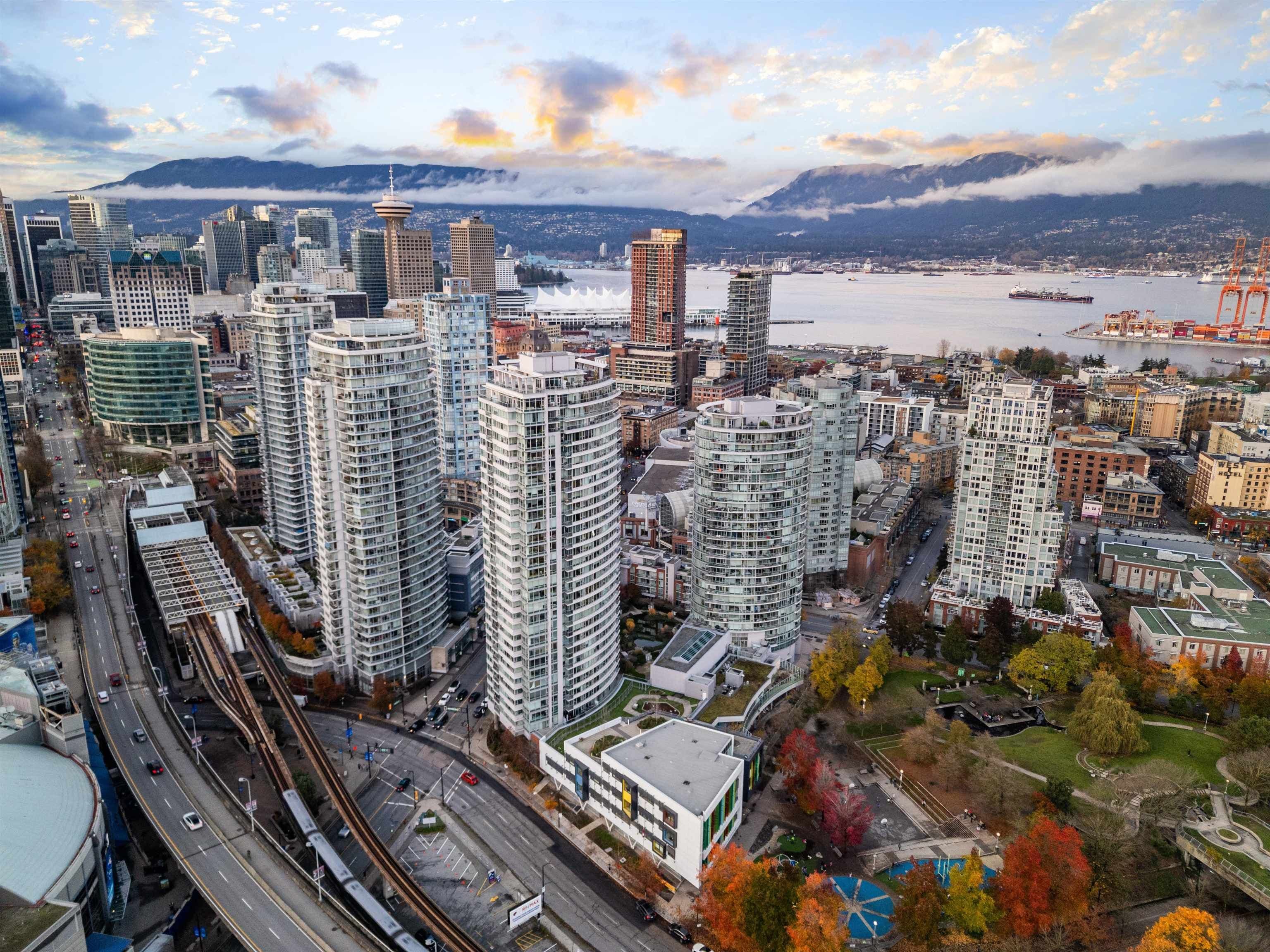 Property photo 380eb0dd-8152-481f-aab2-6f5b0753d864