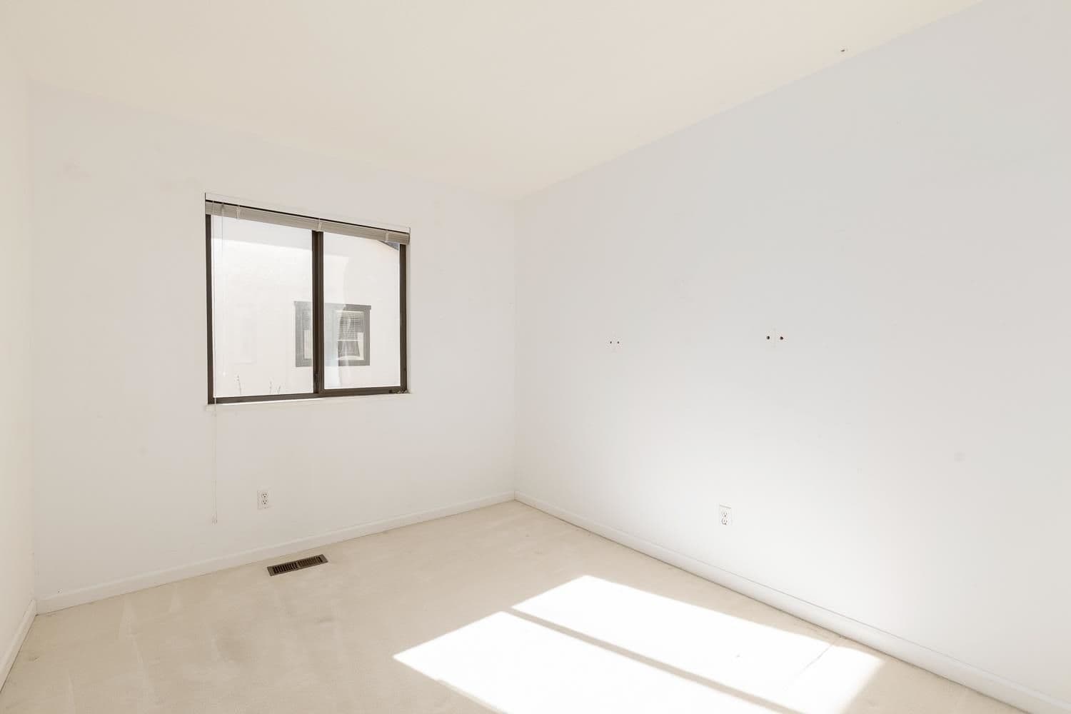Property photo 3c84f706-bdd5-412e-99d6-3c3b67796c71