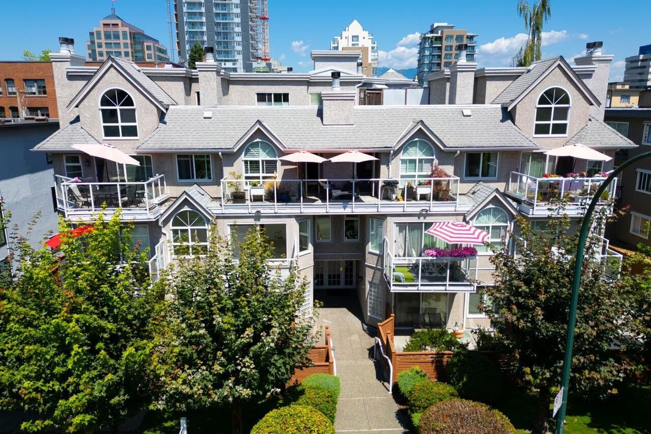 Property photo 42f439a9-4d3e-4698-88f9-b739cb0bc8f4