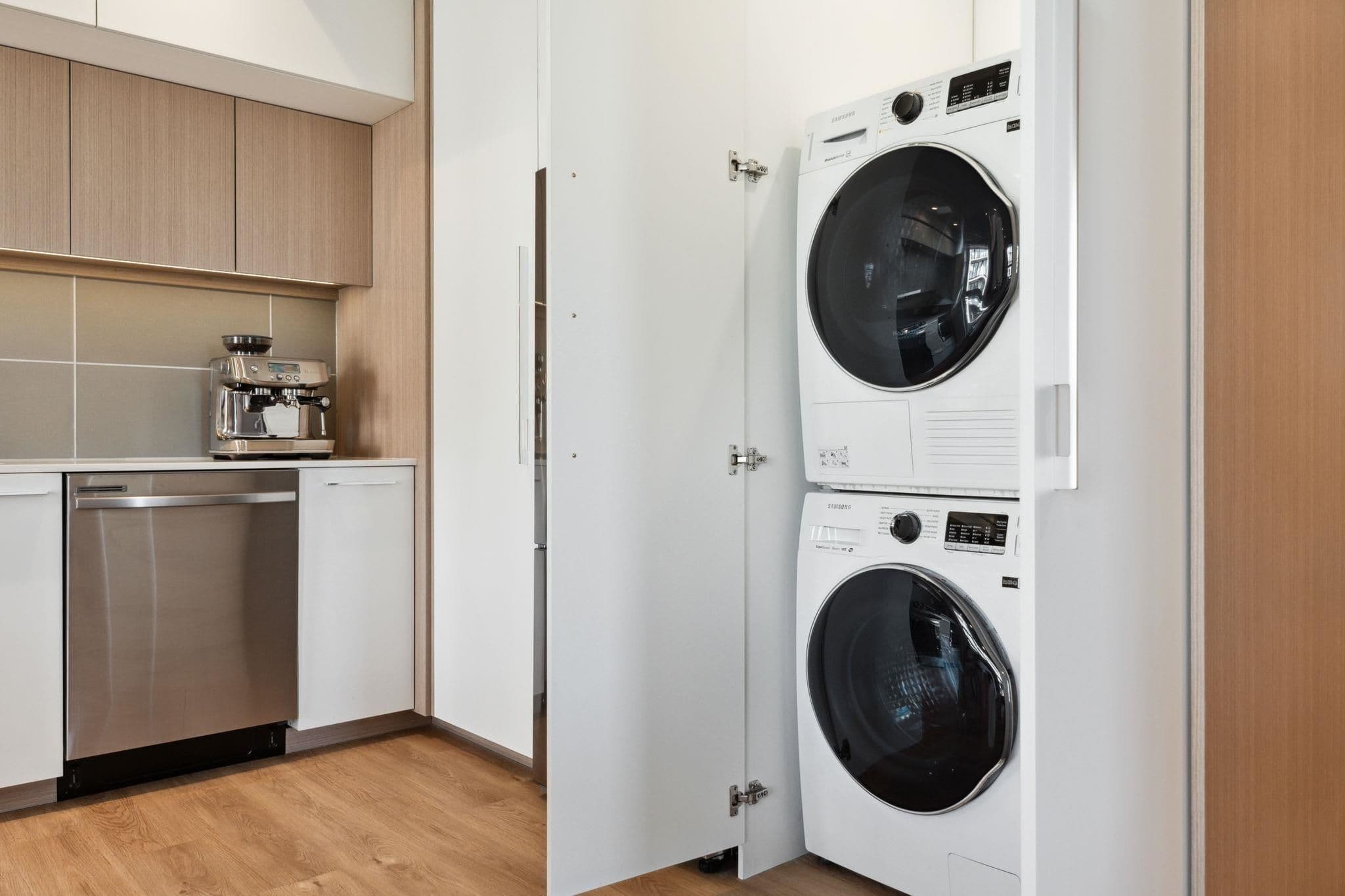 Property photo 432803de-b808-412b-9bfe-5c76e07538fc