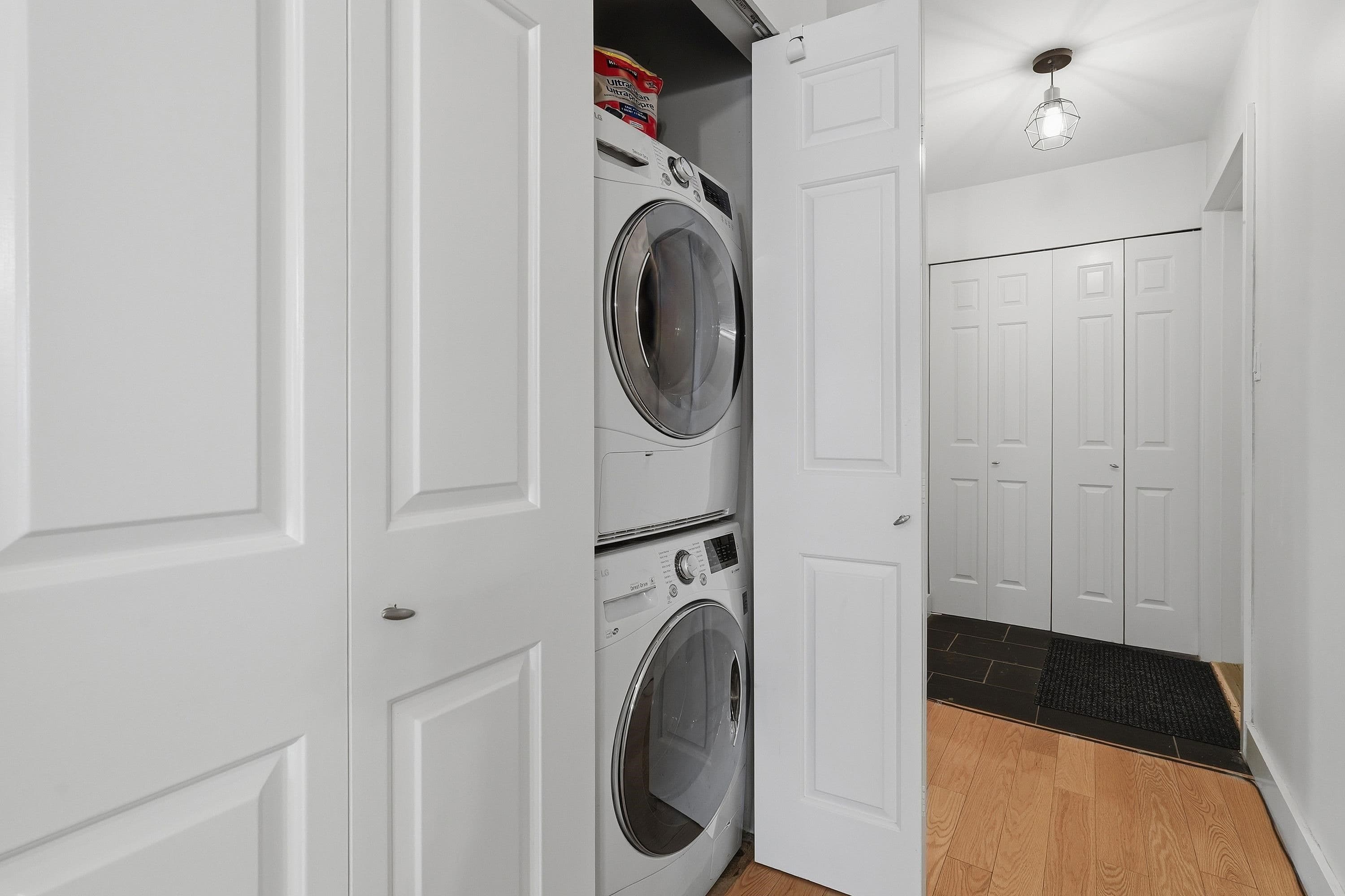 Property photo 433b34c1-ab36-4460-b449-df954bdbf5b9