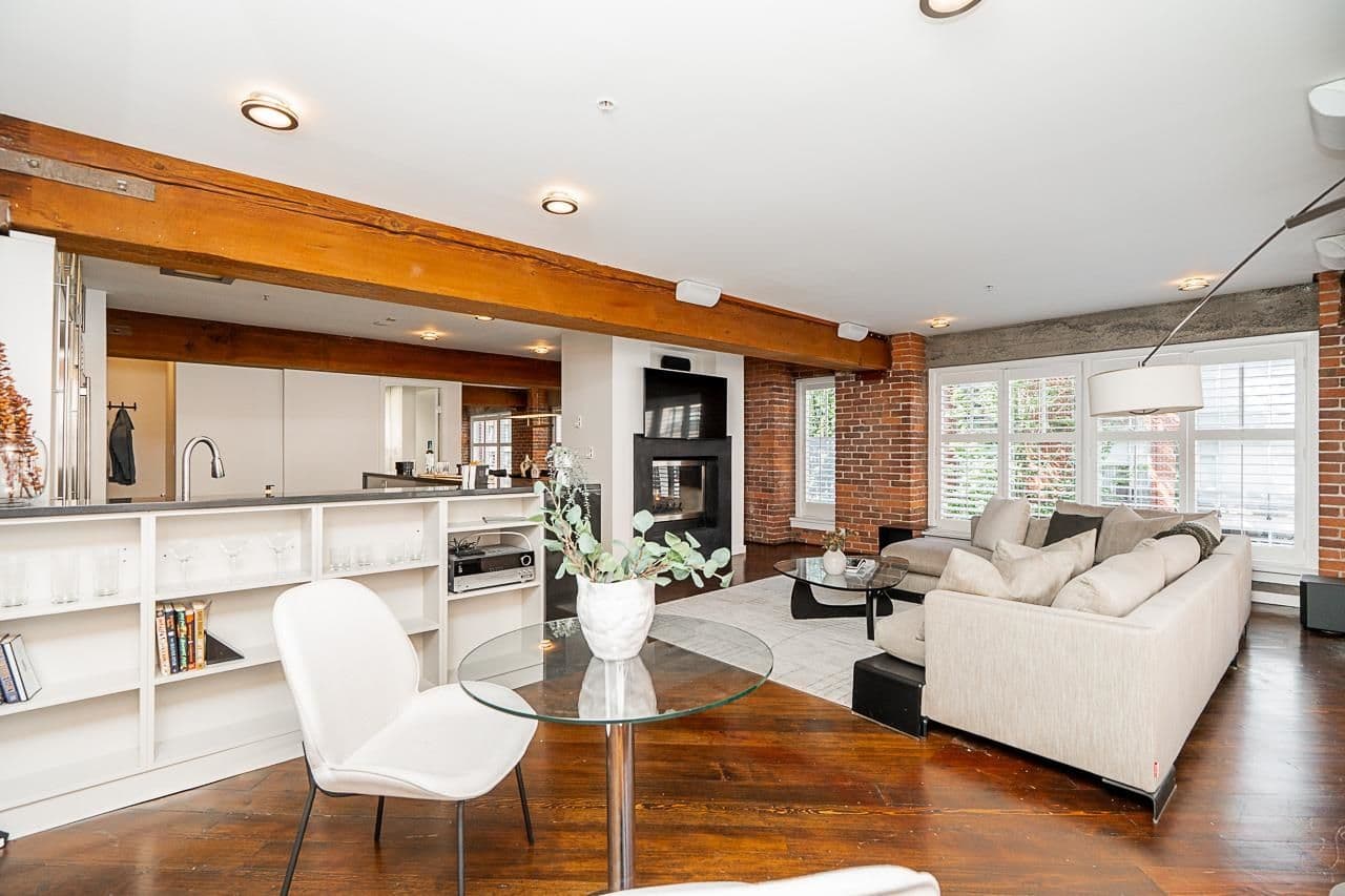 Property photo 44160b50-0b65-48d8-a35c-3af532a0f88e