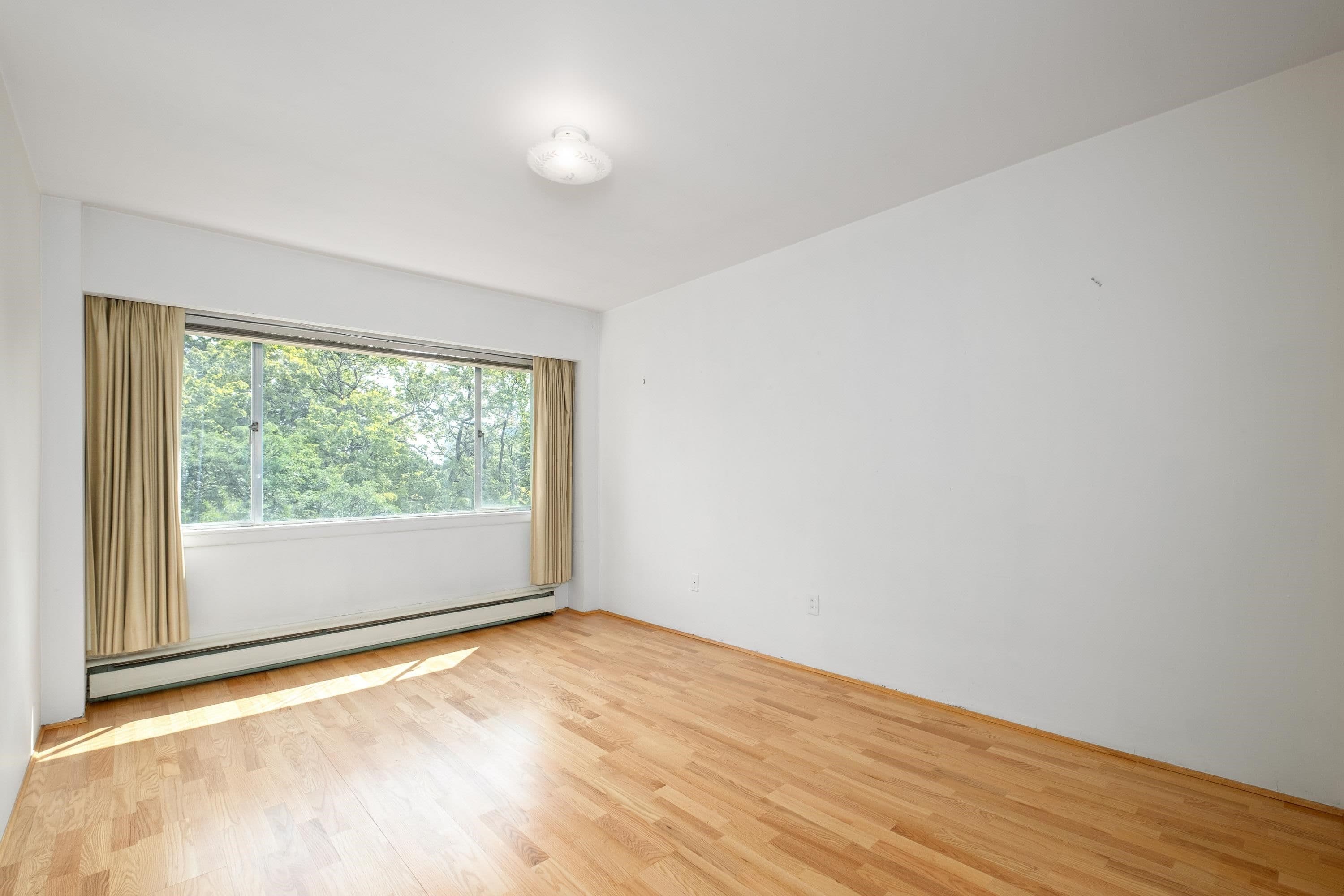 Property photo 4a1e9d19-8615-48c4-8b2c-cd7c1dda7663