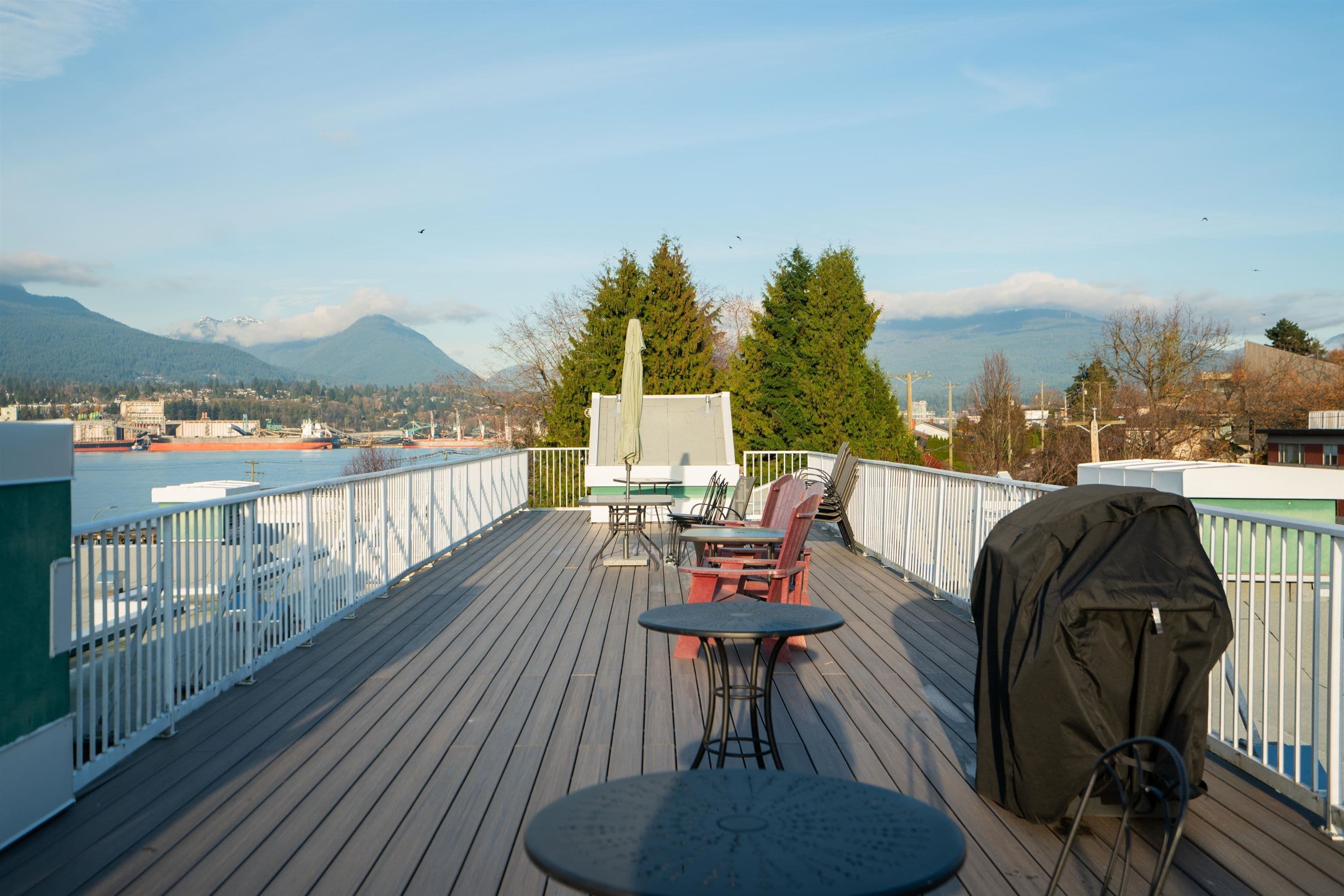 Property photo 4e8790f2-ef5f-46fd-a53a-1b82bd654e25