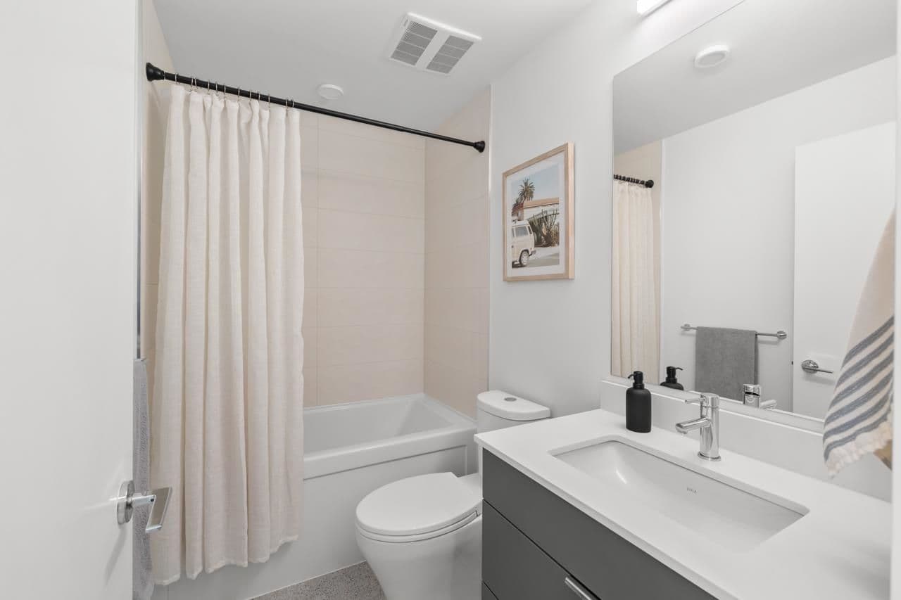 Property photo 50be528b-4c0e-4b86-9621-091fe92e0d79