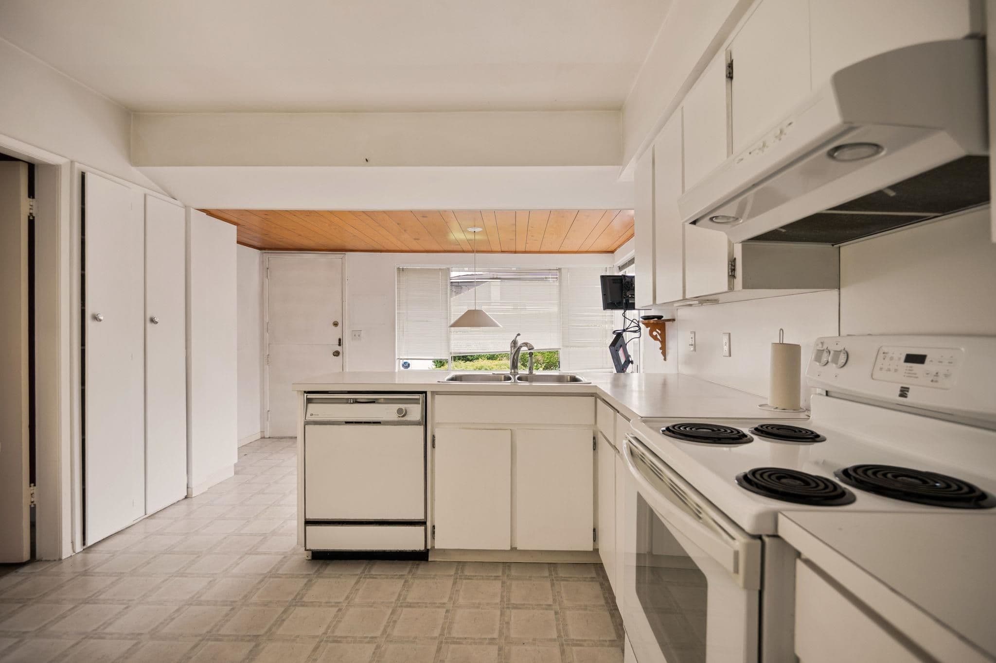 Property photo 5366eaa7-48a5-4c14-a048-81e930b5b878