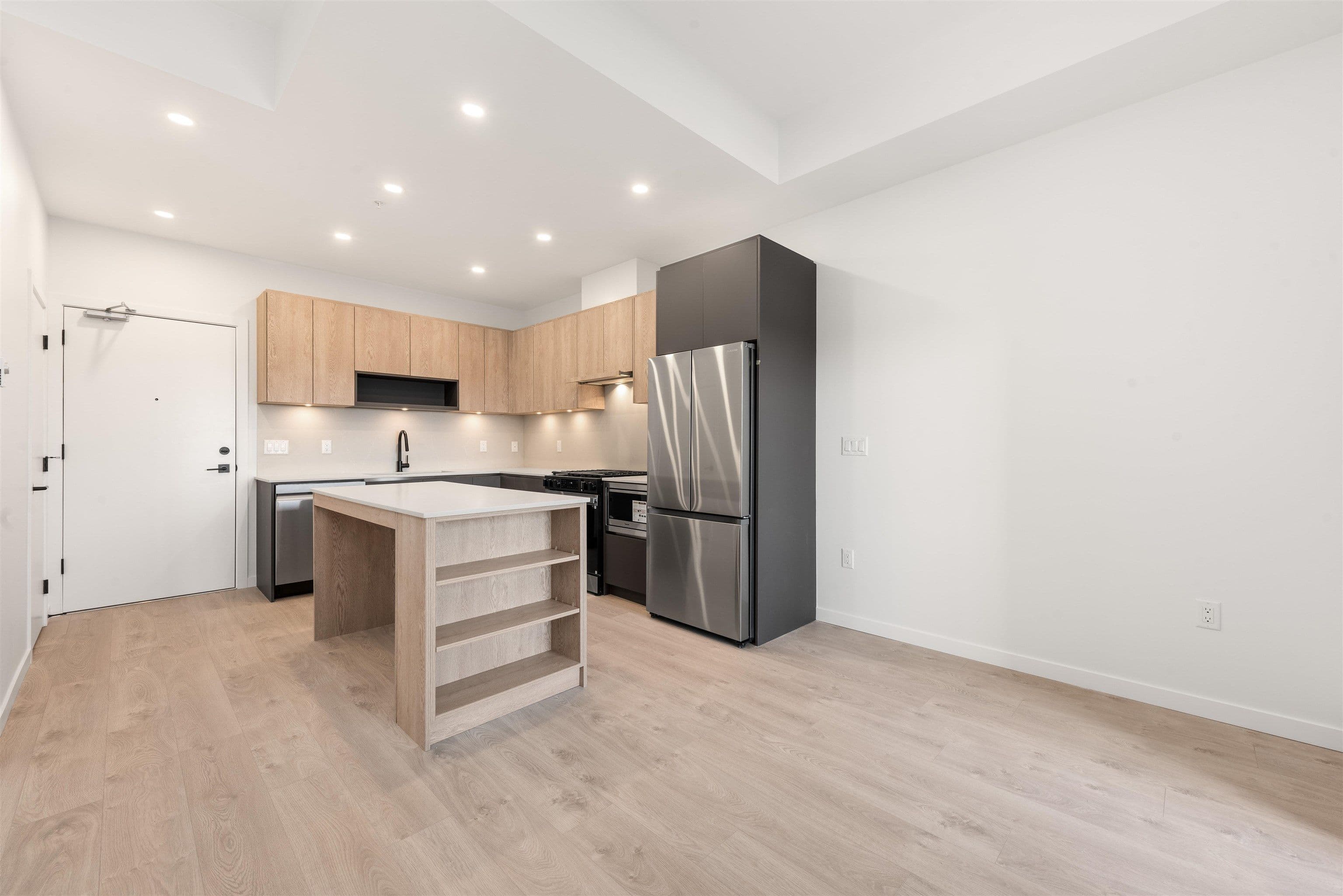Property photo 53cc7457-c2ed-45bf-92d2-393a7466ade9