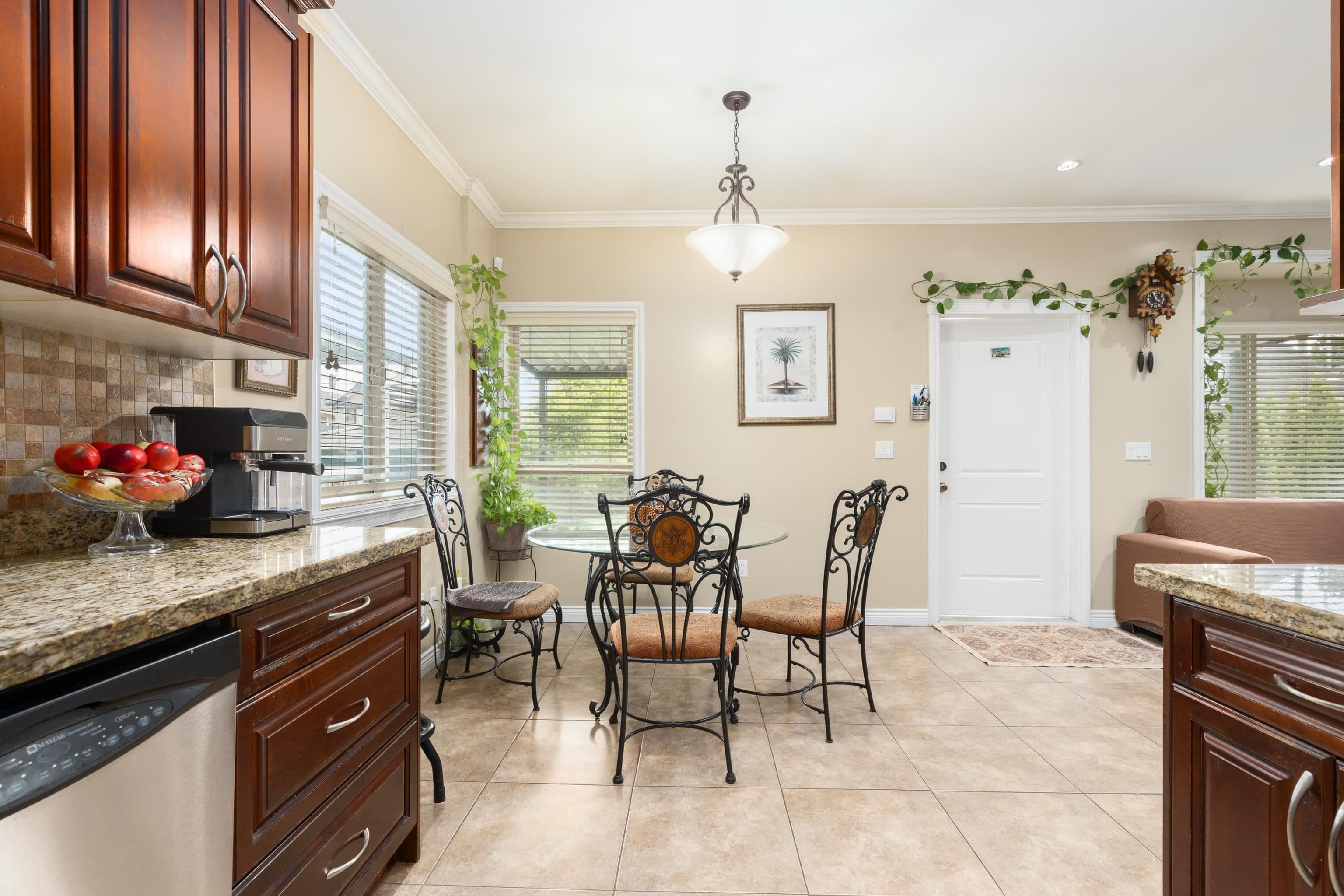 Property photo 56f6ff65-e7b2-492b-aad4-b2932f8239d7