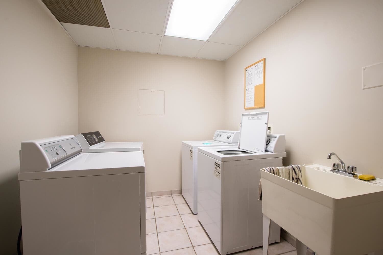 Property photo 599bd60d-fd92-464c-bde4-4273feac053d
