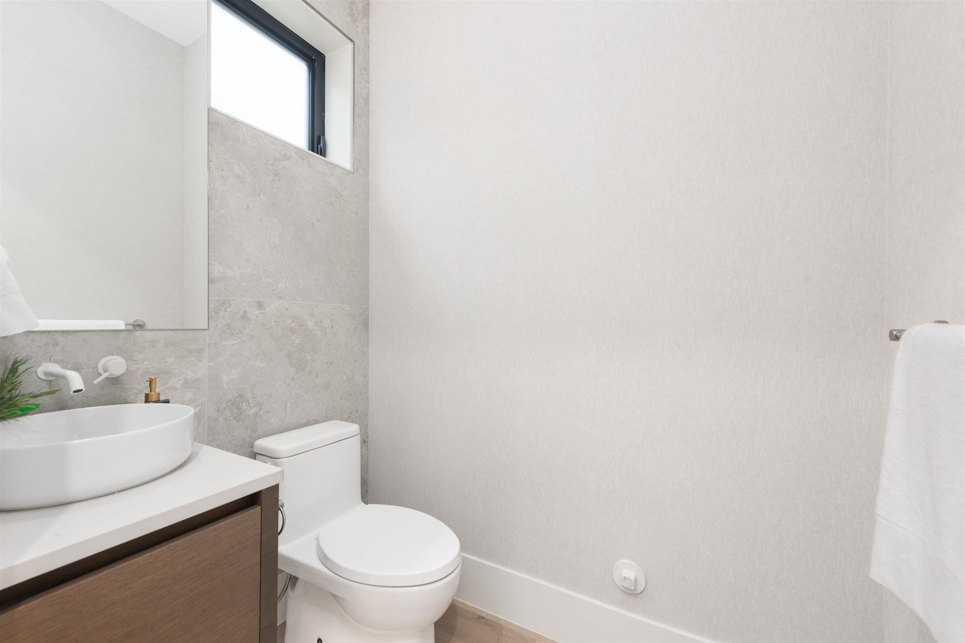 Property photo 5f49c5c2-a474-43ad-95c0-314e64f24619