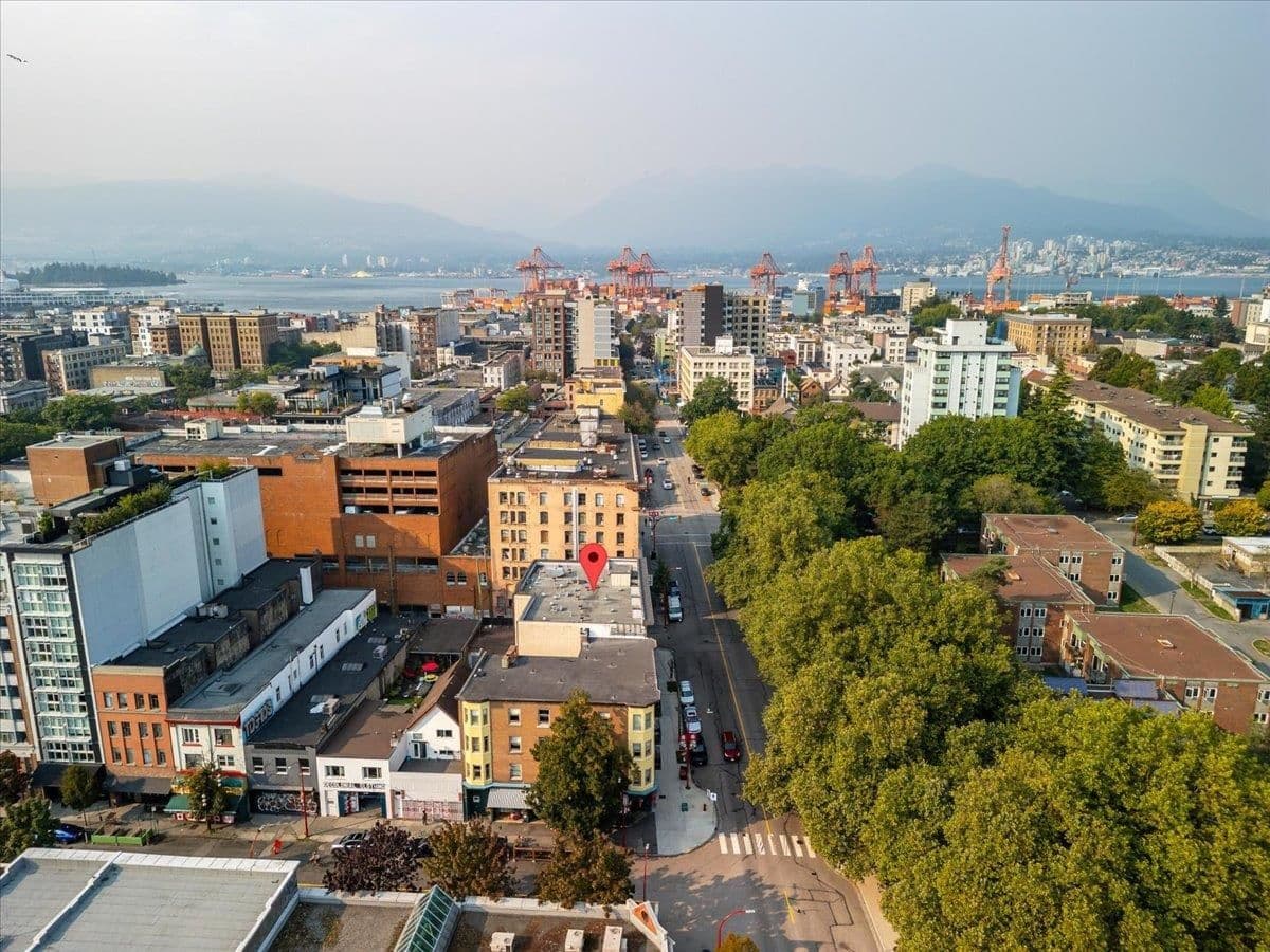 Property photo 67f7bdc4-67c6-49a5-b98a-3dd015102bcb